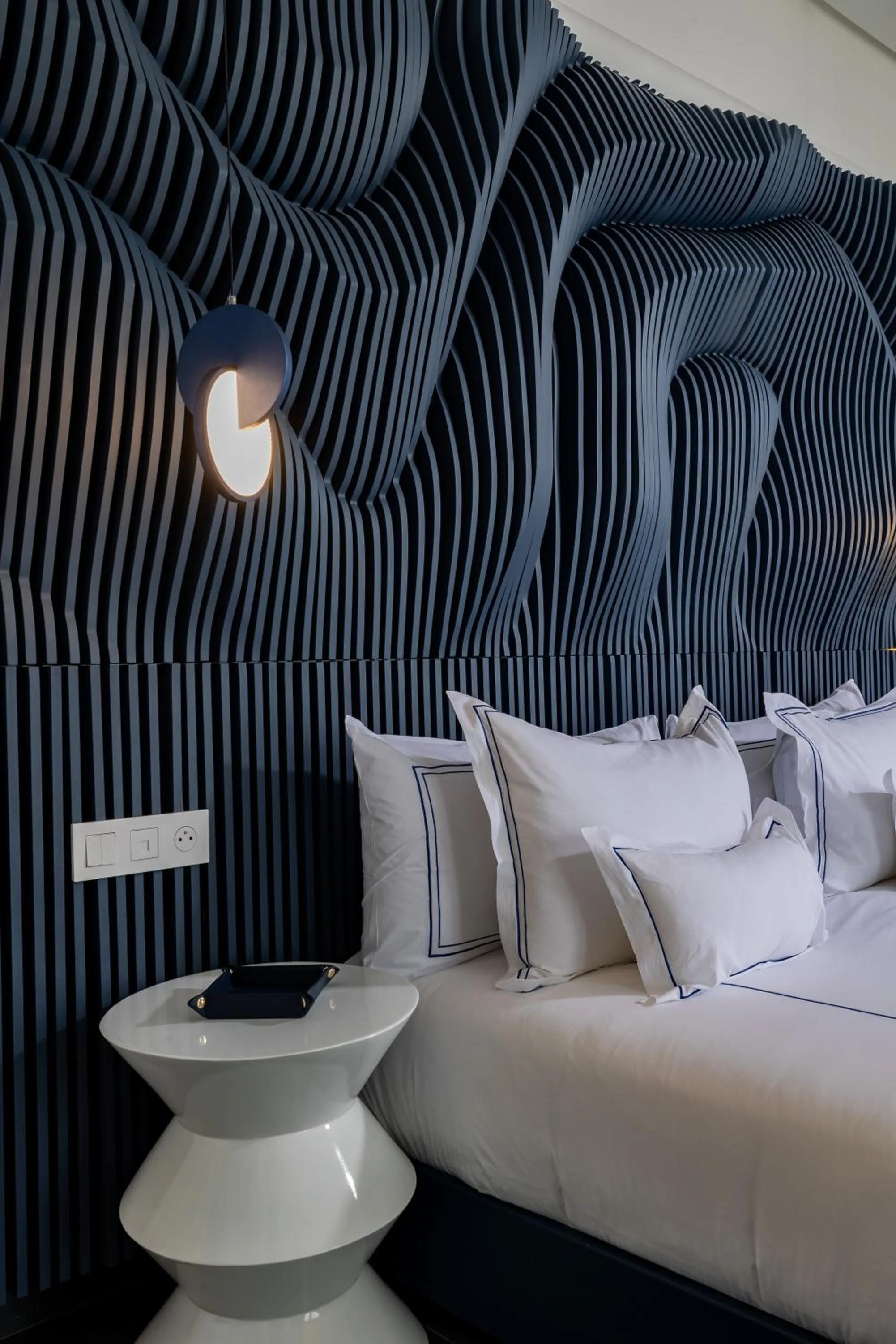 Bed in Yin Hotel & Spa