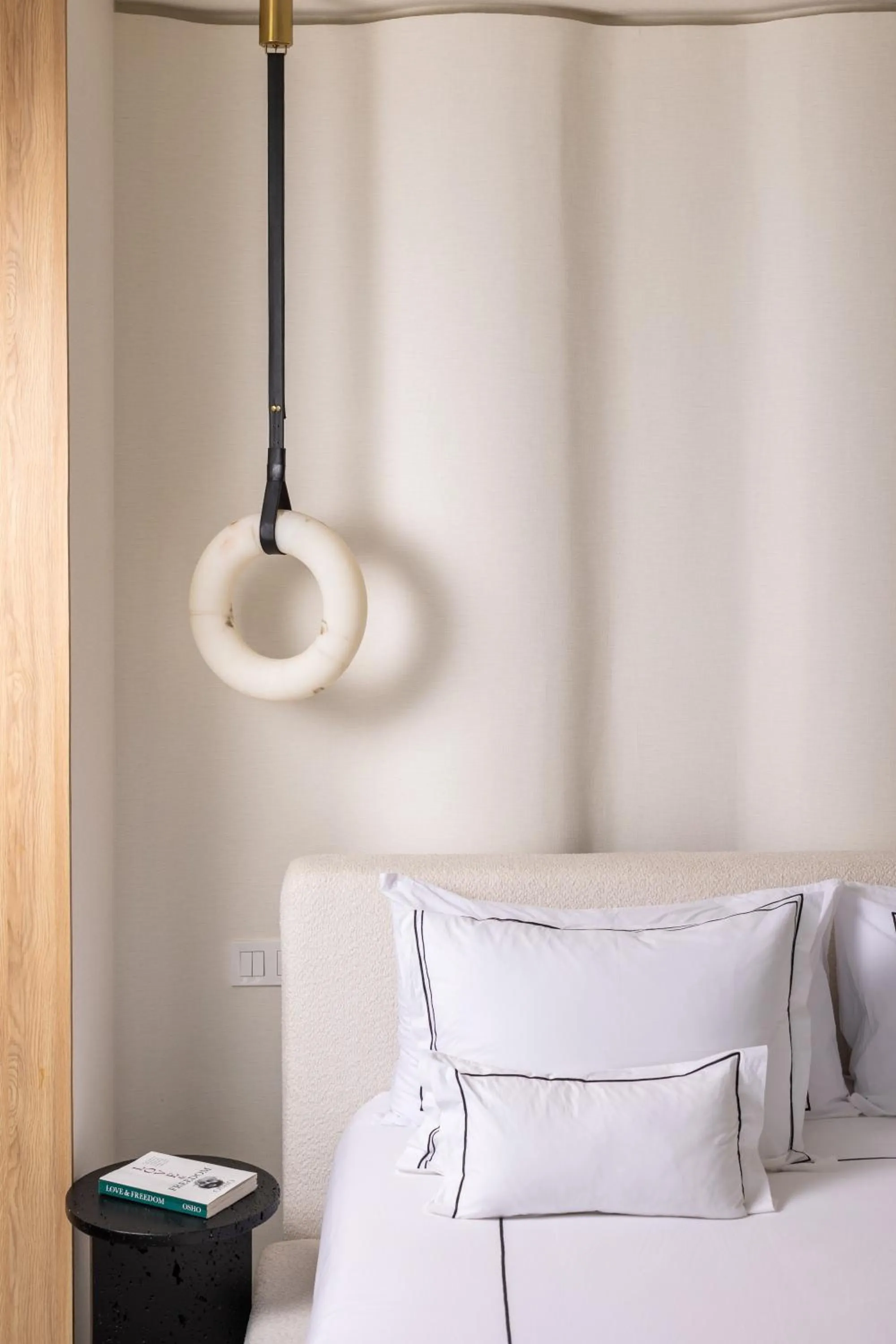 Bed in Yin Hotel & Spa