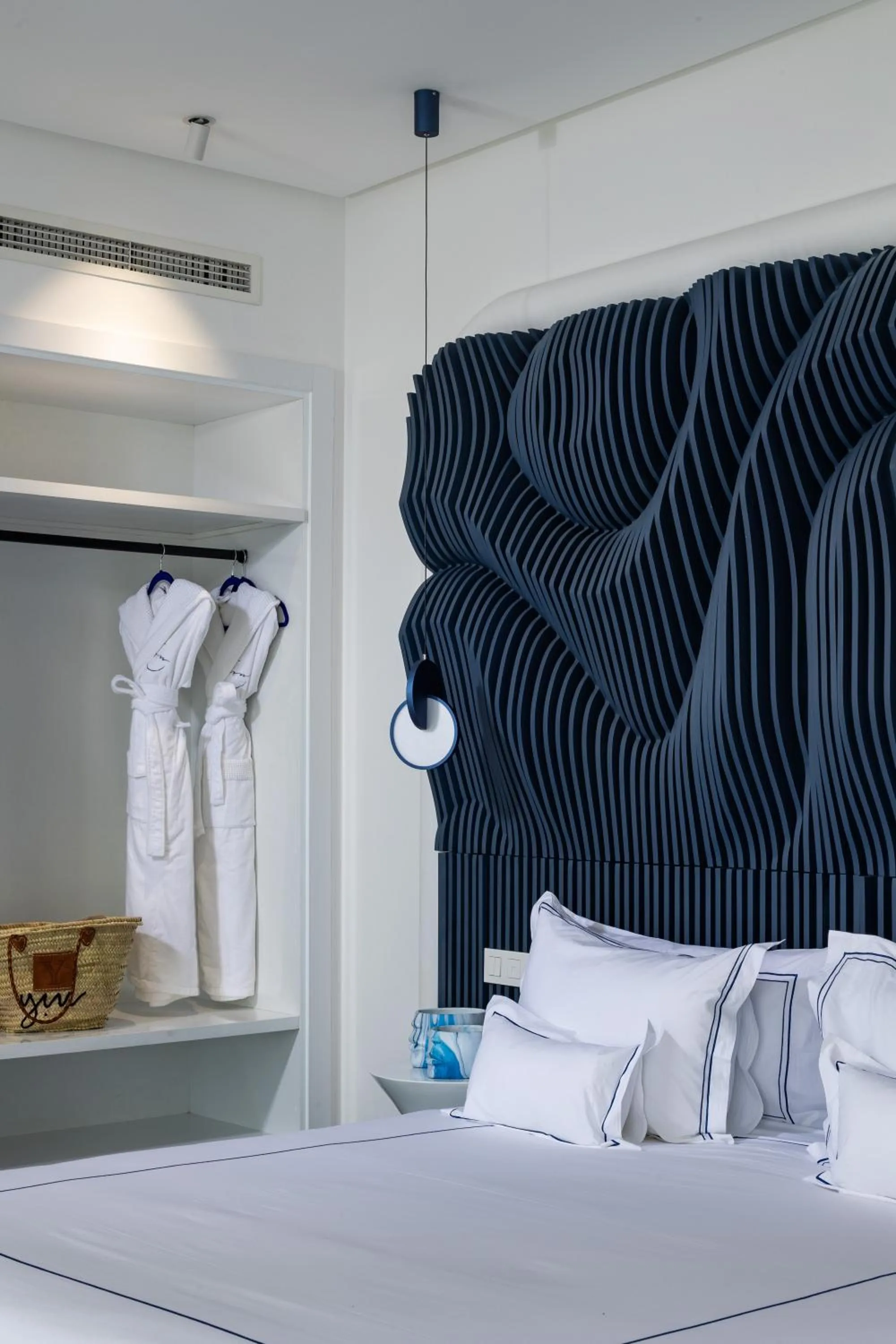 Bed in Yin Hotel & Spa