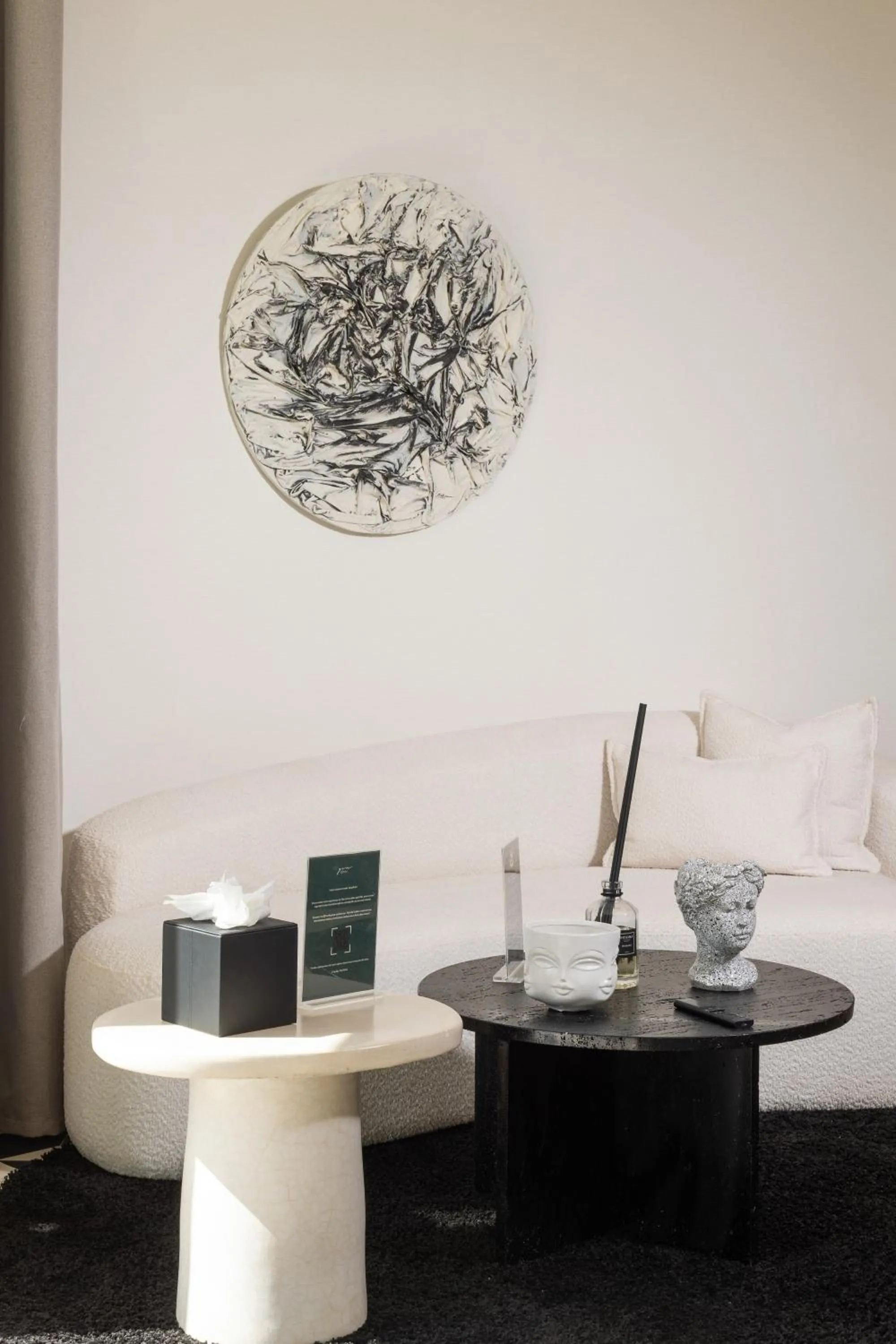 Living room in Yin Hotel & Spa