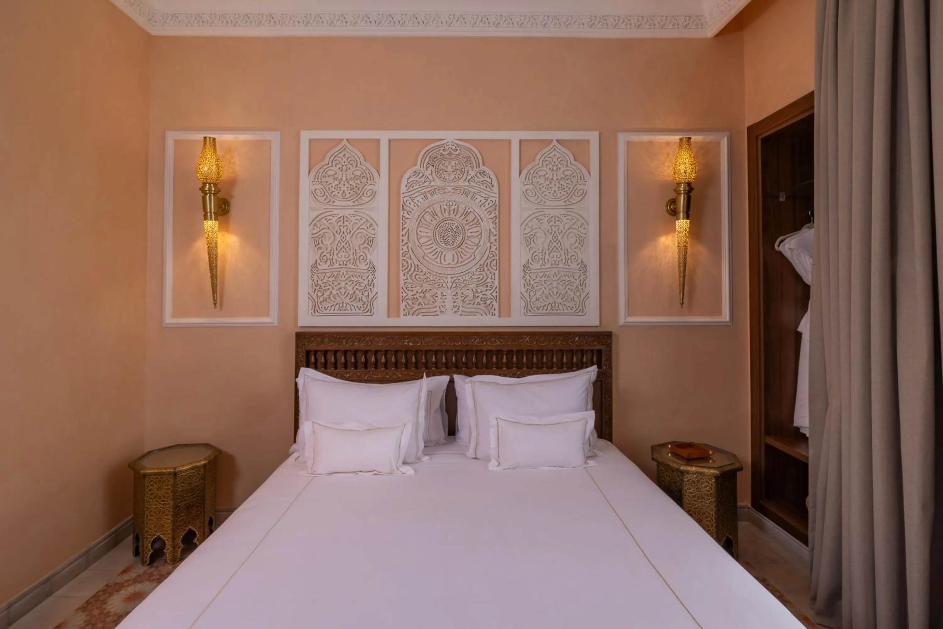 Bed in Yin Hotel & Spa