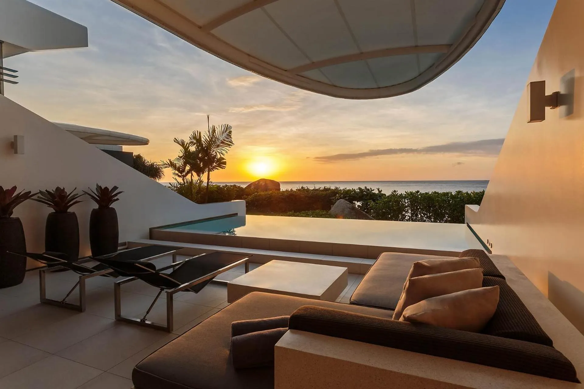 Balcony/Terrace in Kata Rocks