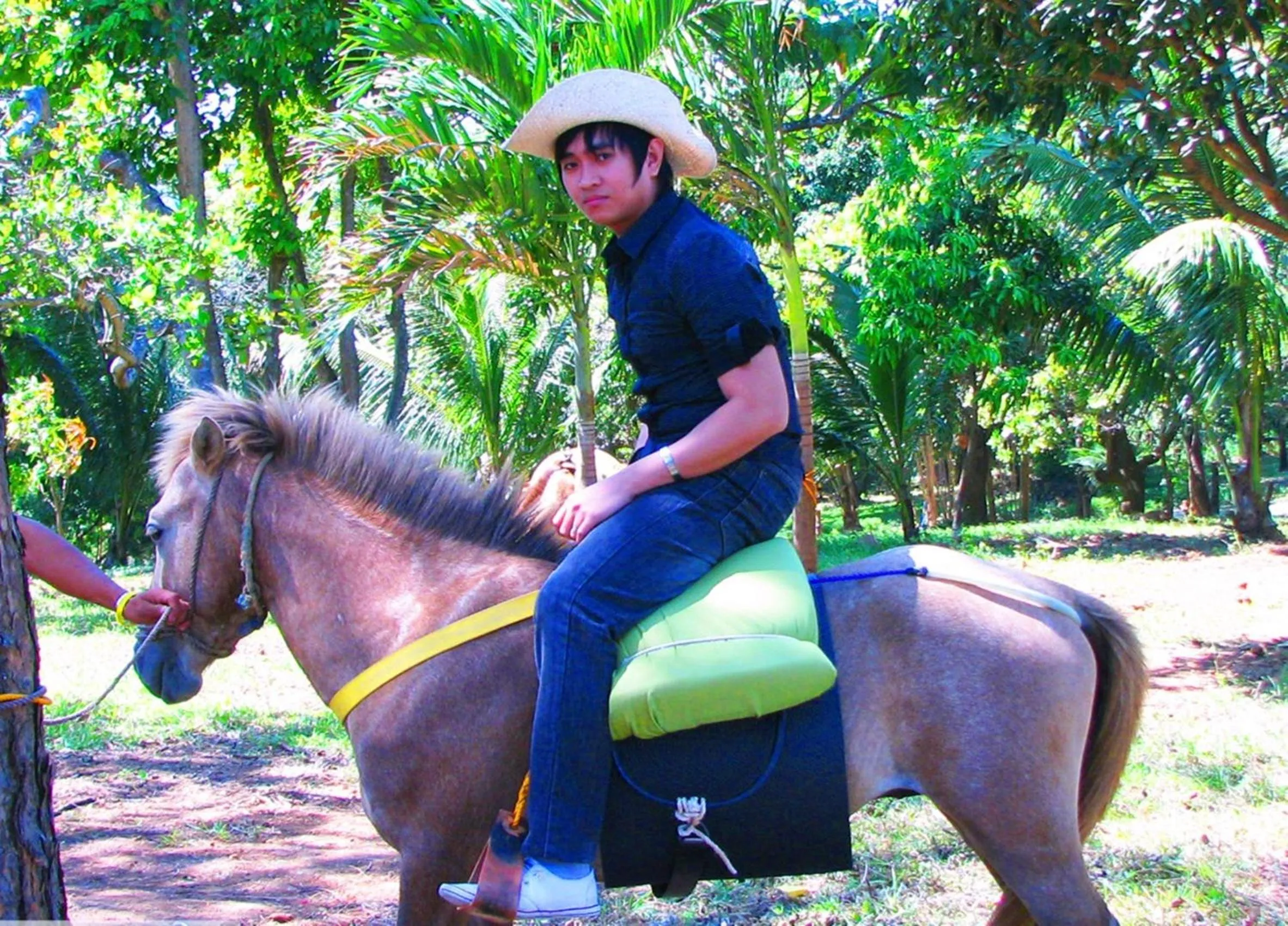 Horse-riding in Bakasyunan Resort and Conference Center - Tanay