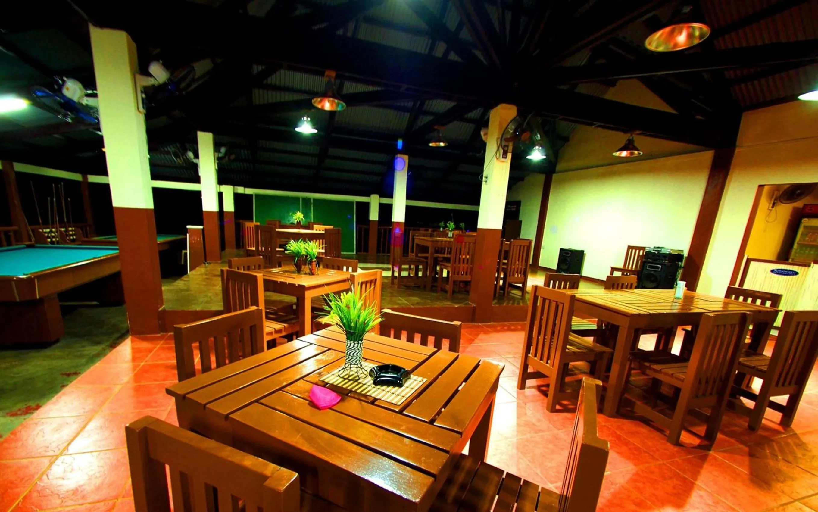 Restaurant/places to eat in Bakasyunan Resort and Conference Center - Zambales