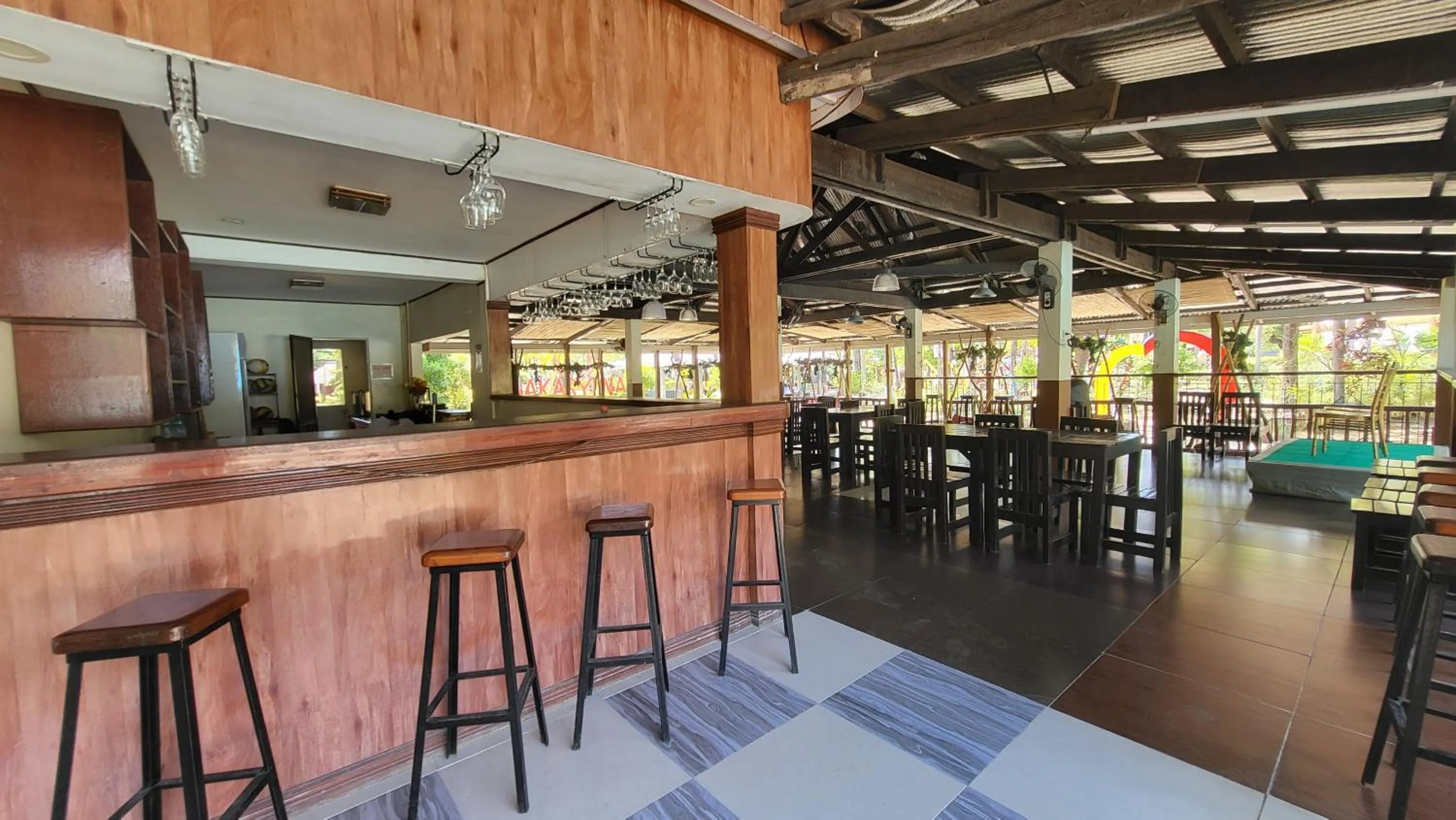 Restaurant/places to eat in Bakasyunan Resort and Conference Center - Zambales