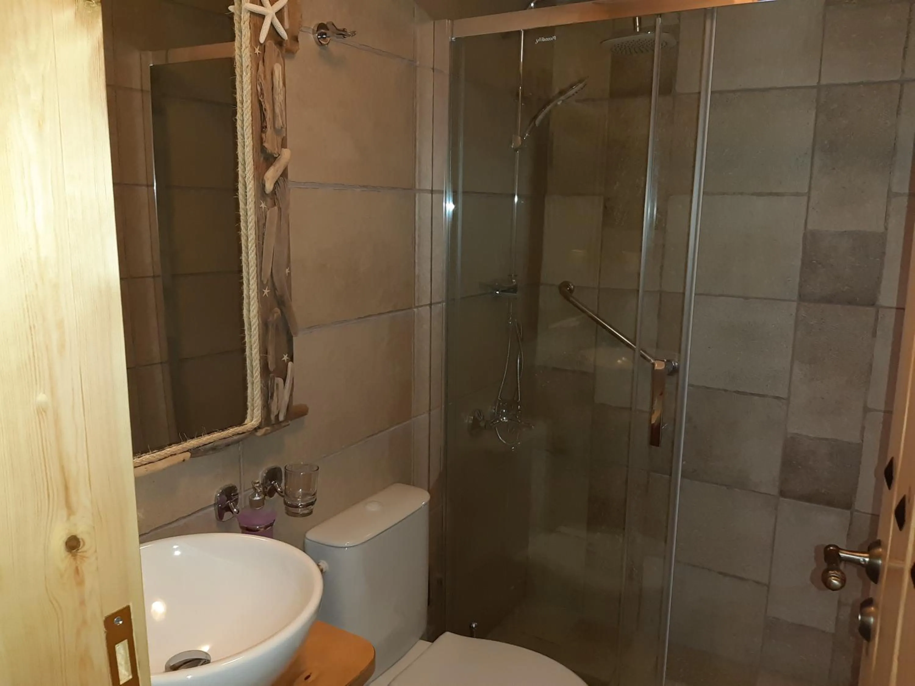 Bathroom in Paraskevi's Luxury Studios