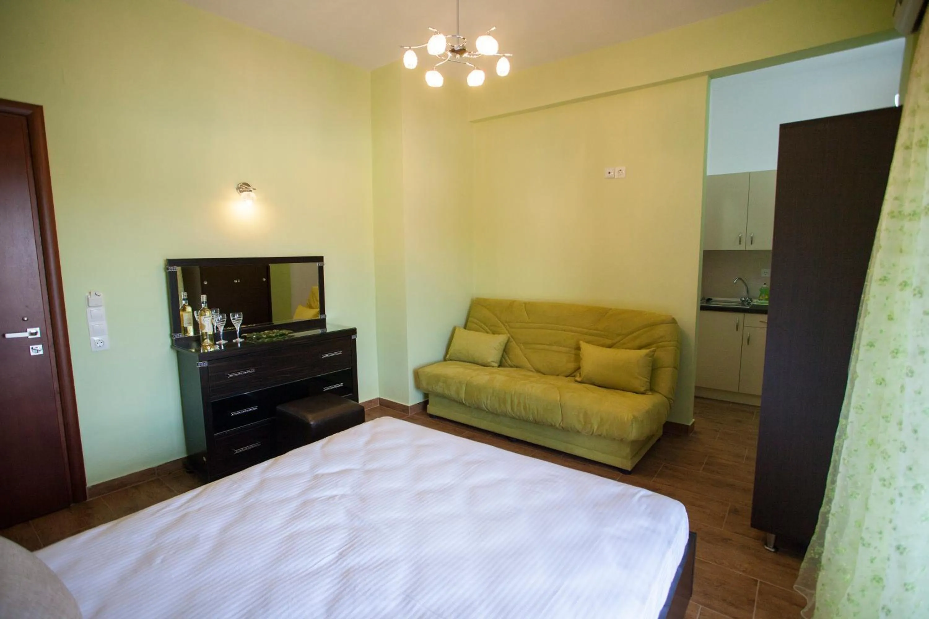 Toilet, Bed in Paraskevi's Luxury Studios