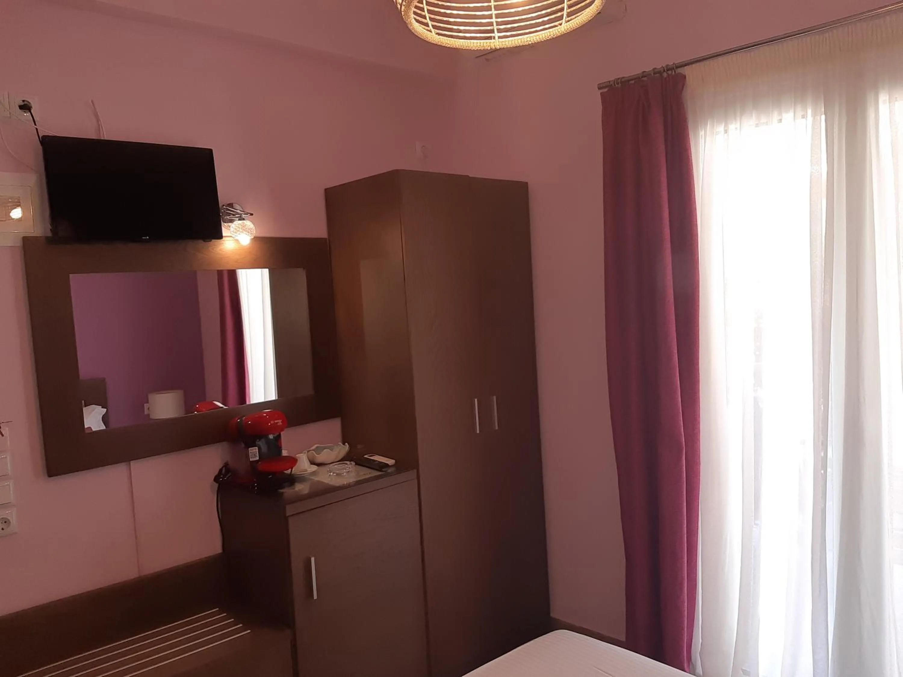 Bedroom in Paraskevi's Luxury Studios