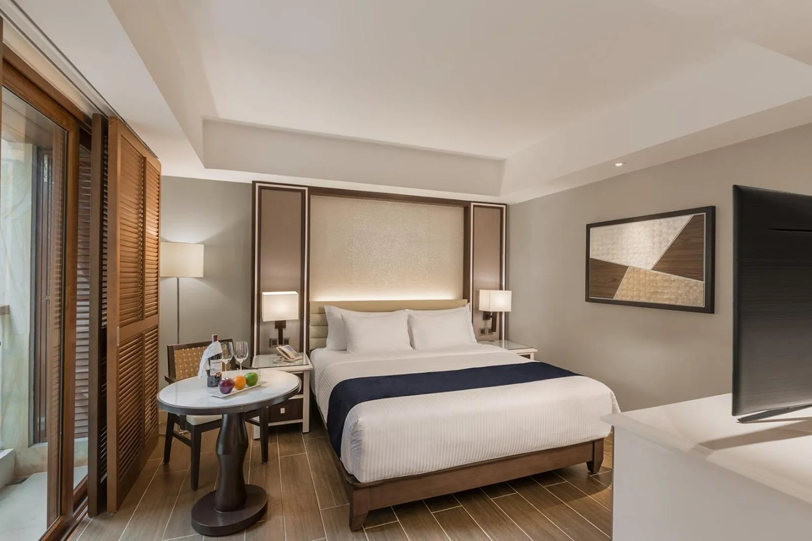 Bed in Henann Crystal Sands Resort