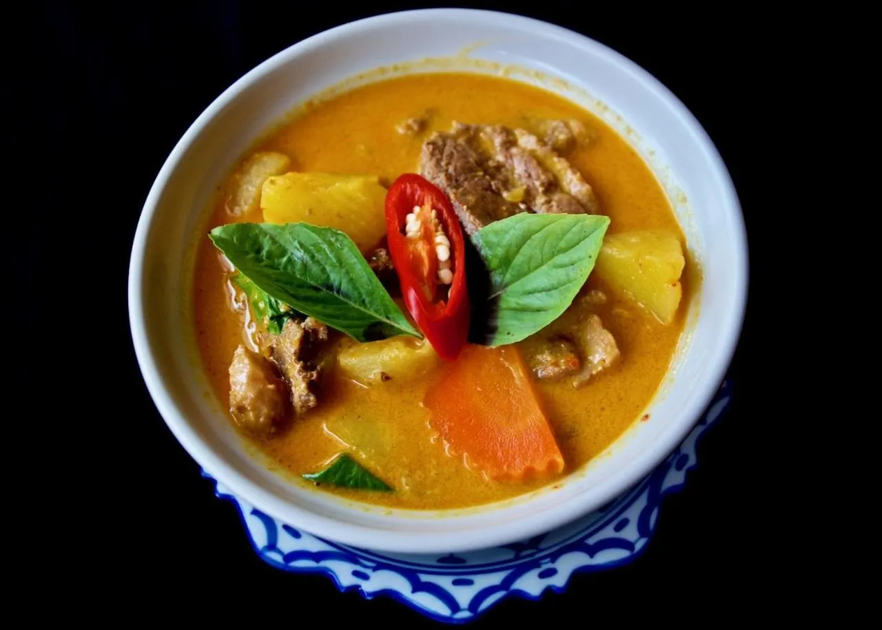 Restaurant/places to eat in Sugar and Spice Inn