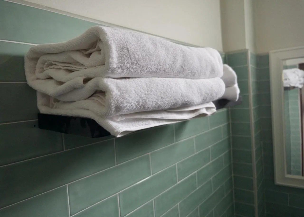 Bathroom in Sugar and Spice Inn