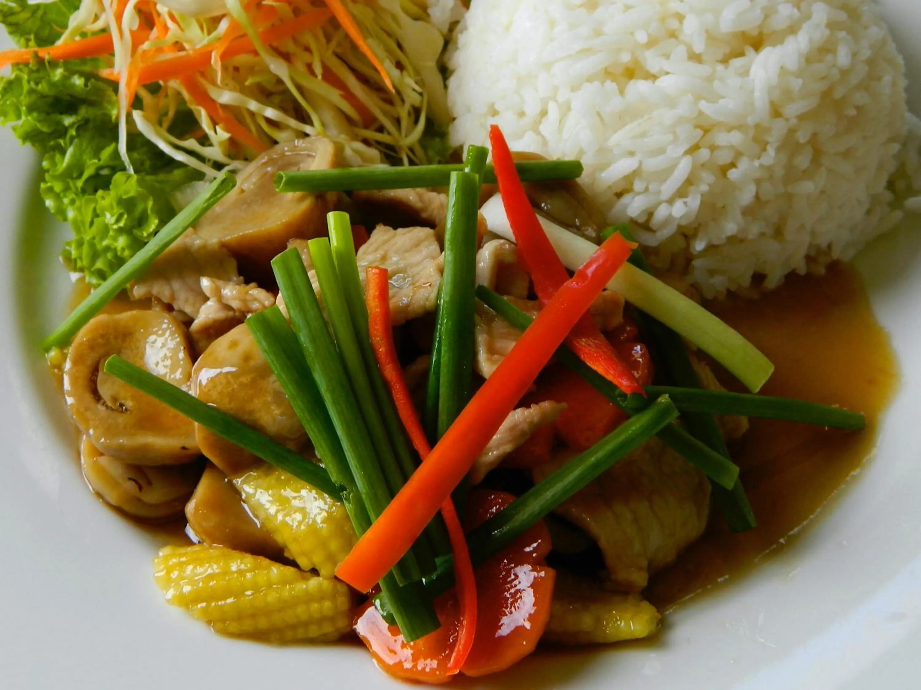 Restaurant/places to eat in Sugar and Spice Inn