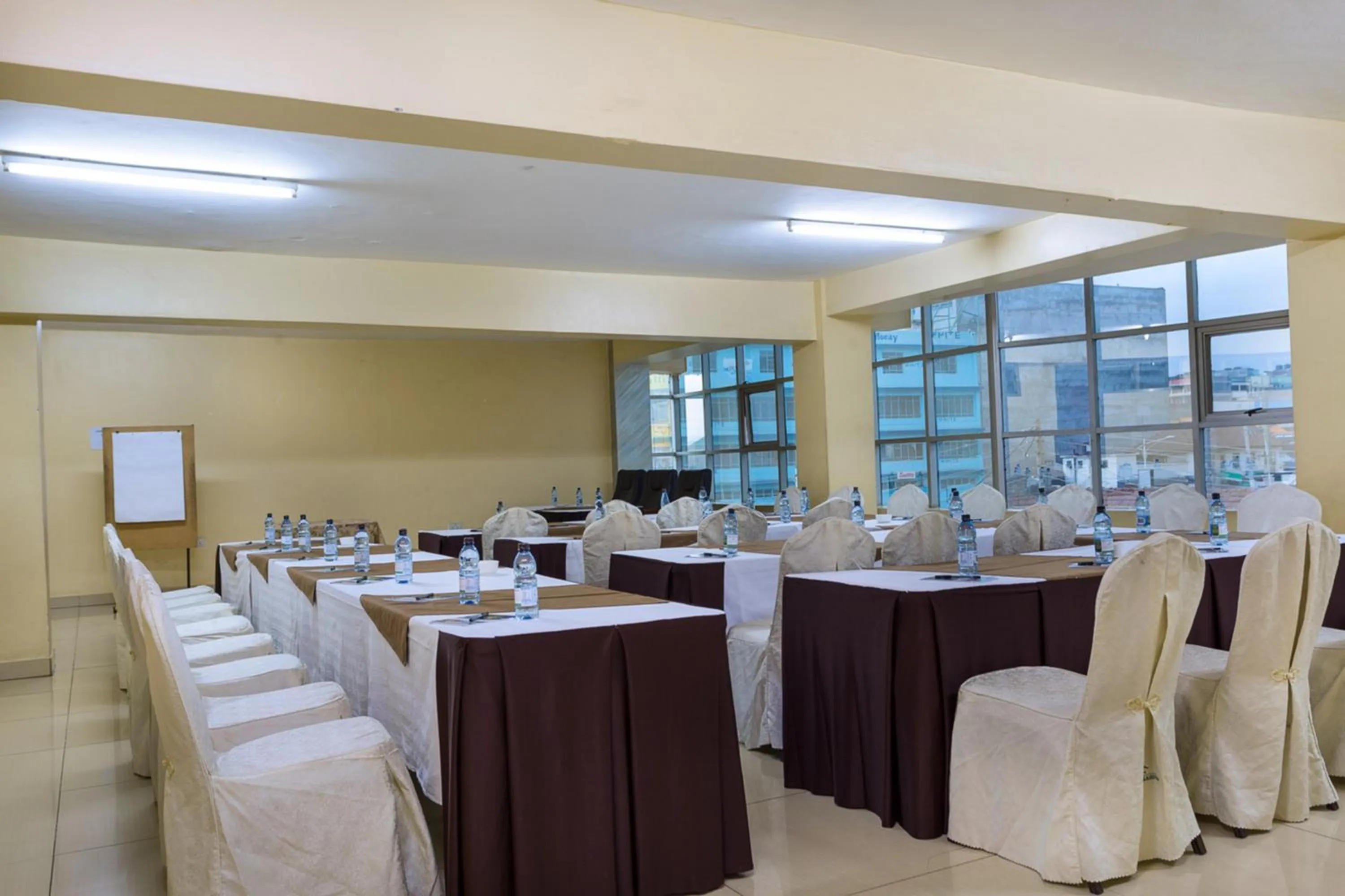 Business facilities in Legacy Hotel and Conference Centre ltd