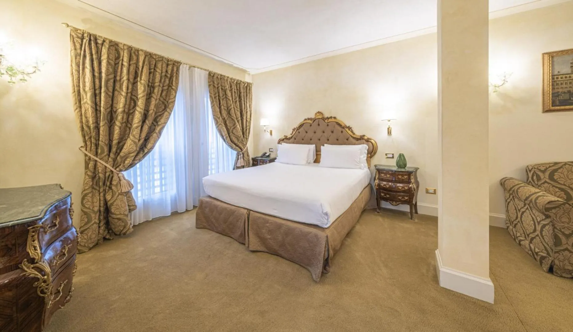 Bed in Hotel Villa Barbarich