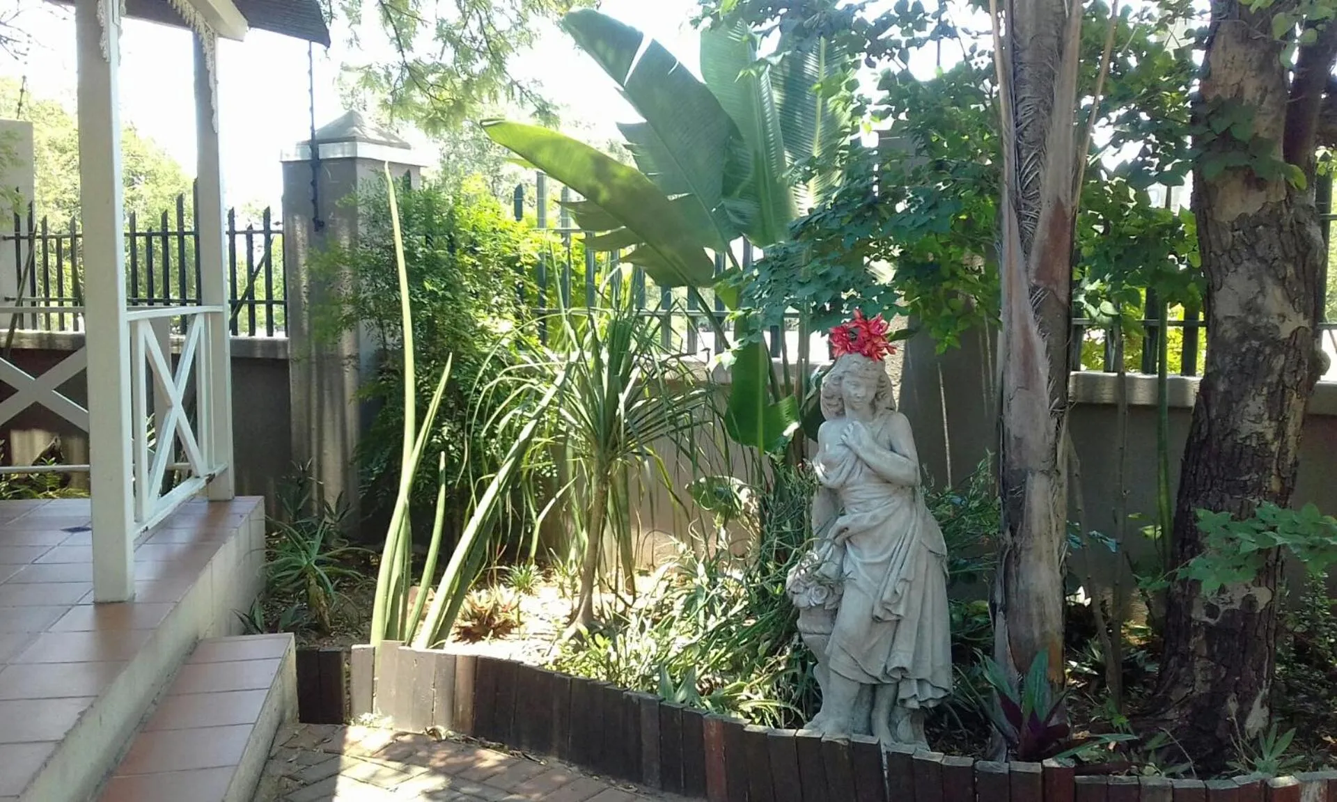 Garden in Cu Guest House