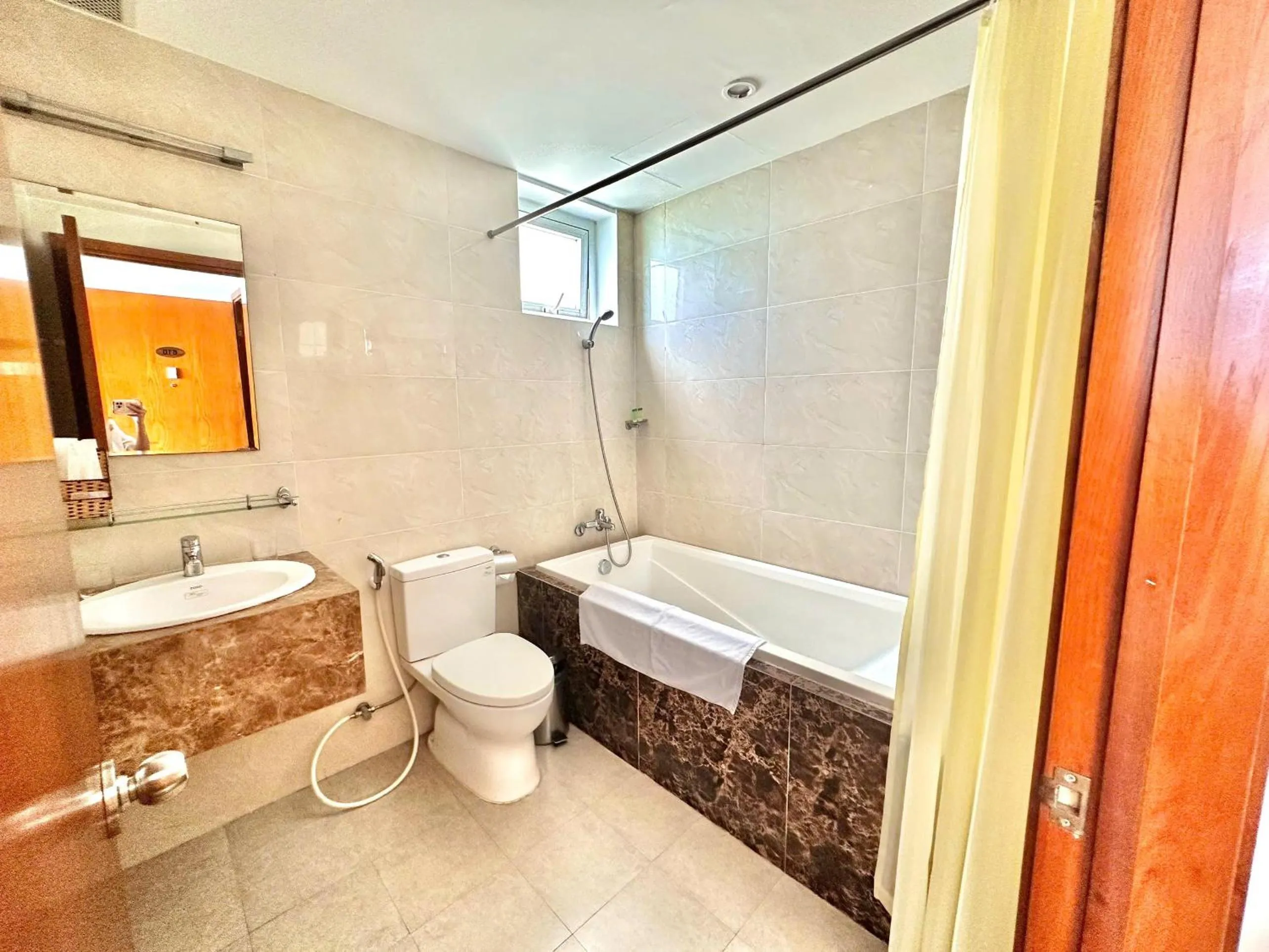 Nha Trang Wonderland Hotel