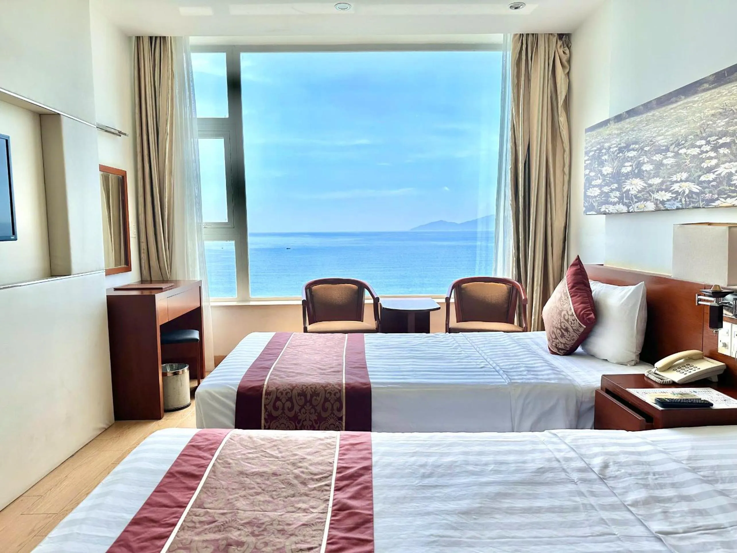 Bed in Nha Trang Wonderland Hotel