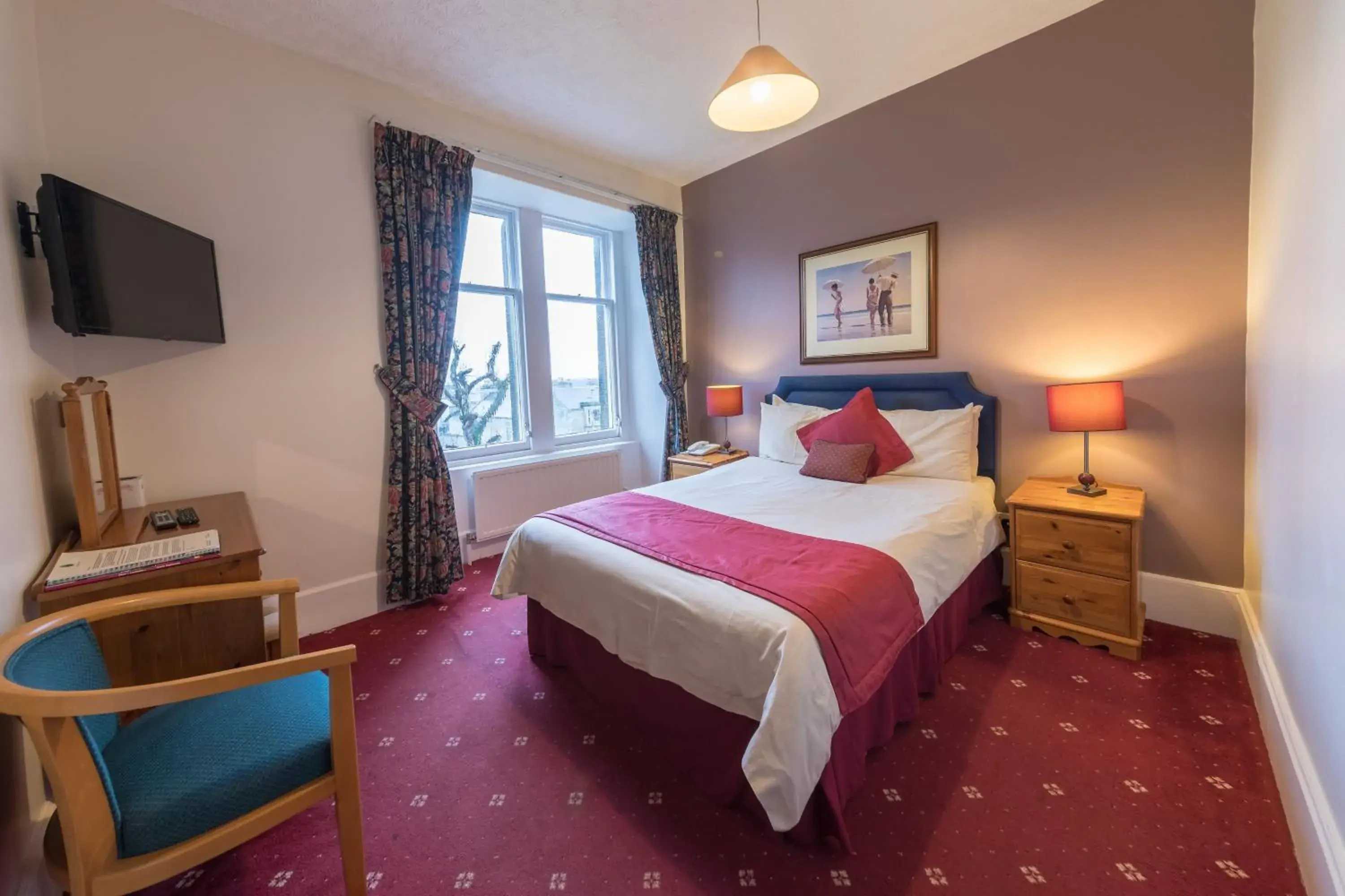 Classic Double Room in Pentland Hotel Classic Double Room in Pentland Hotel