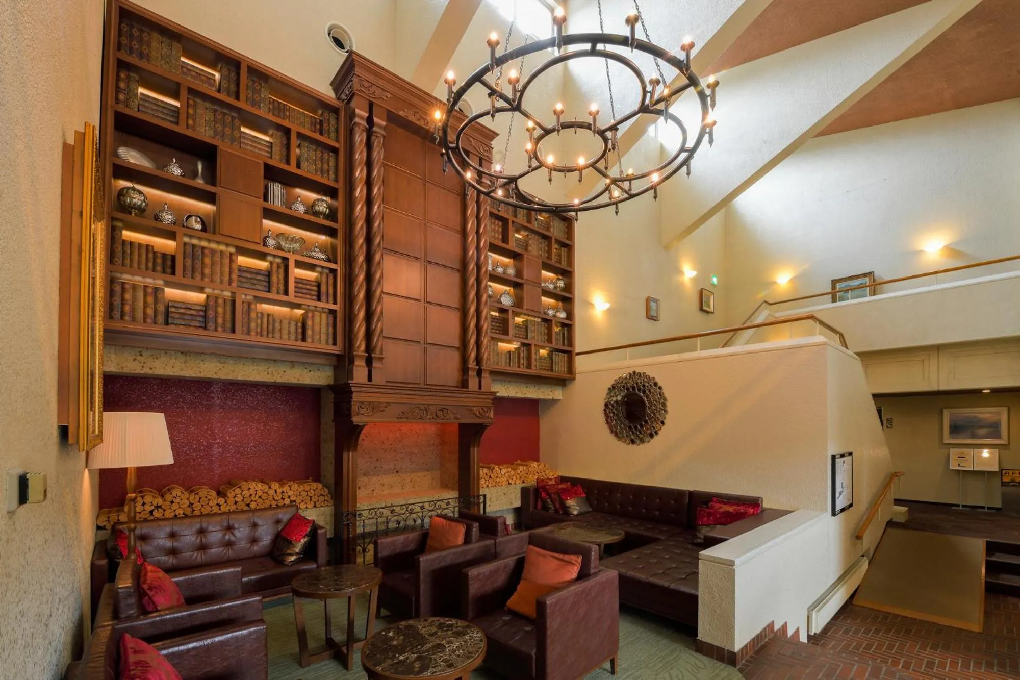 Lobby or reception in Hakone Lake Hotel