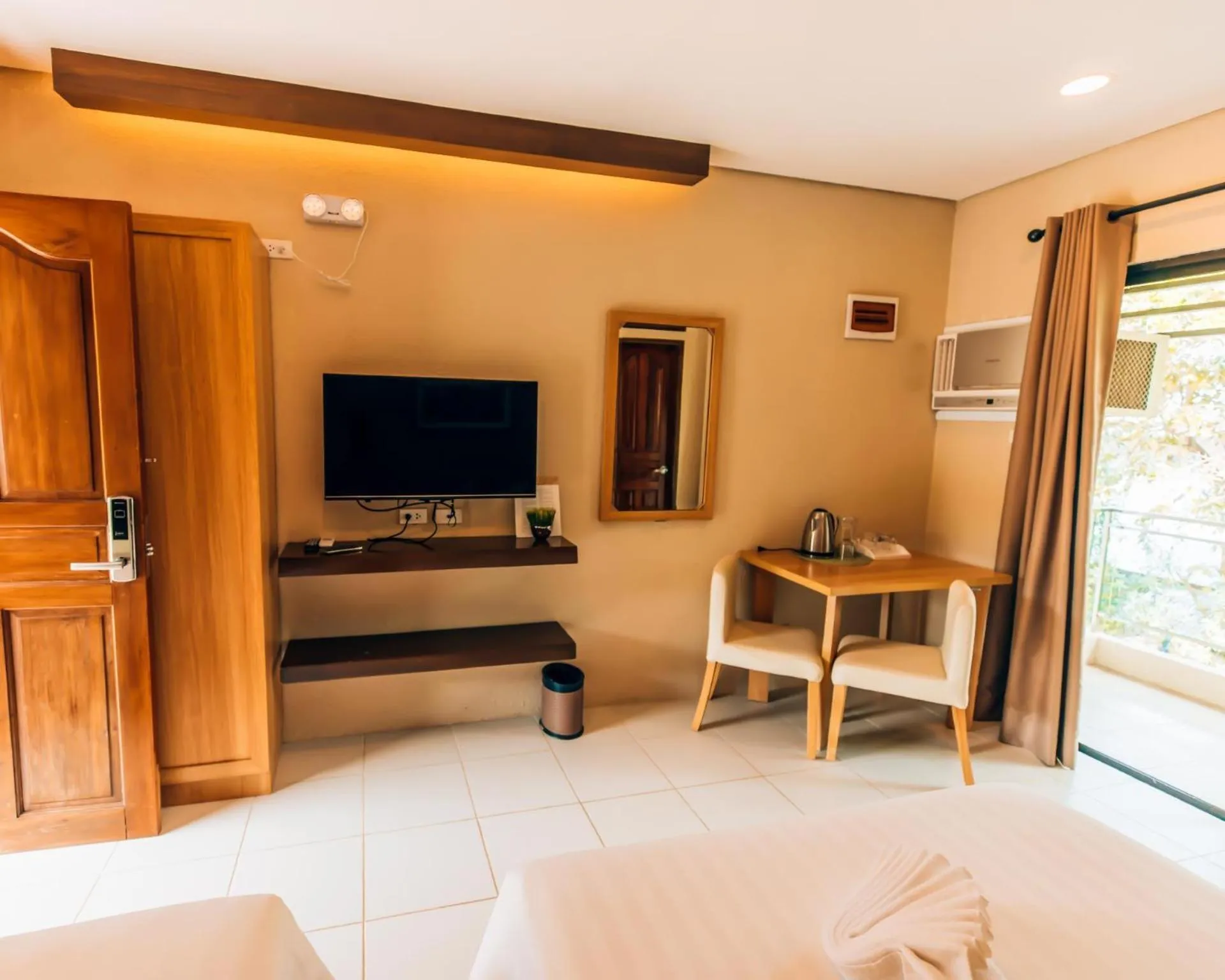 Living room in Pearl Vista de Coron Resort Hotel