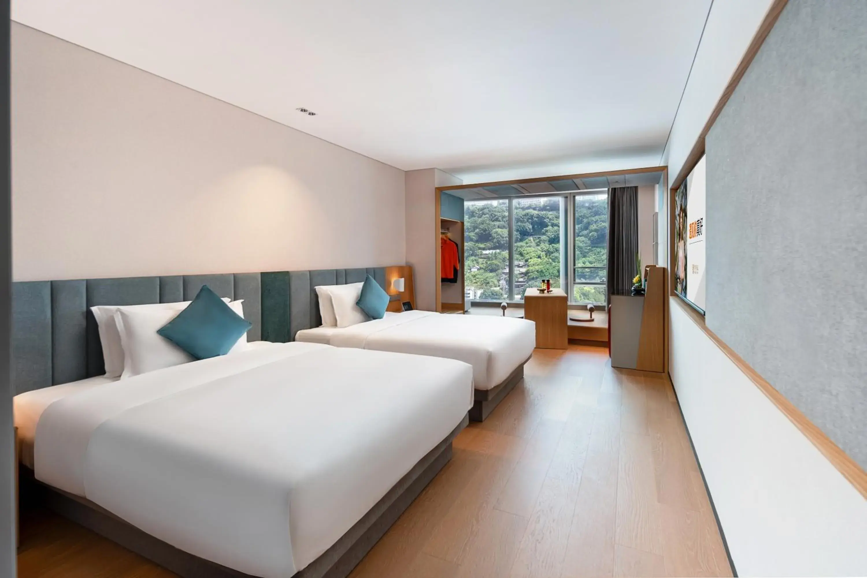 Family Twin Room With Mountain View in Pagoda Hotel Of SSAW ChongQing International Land-sea Family Twin Room With Mountain View in Pagoda Hotel Of SSAW ChongQing International Land-sea