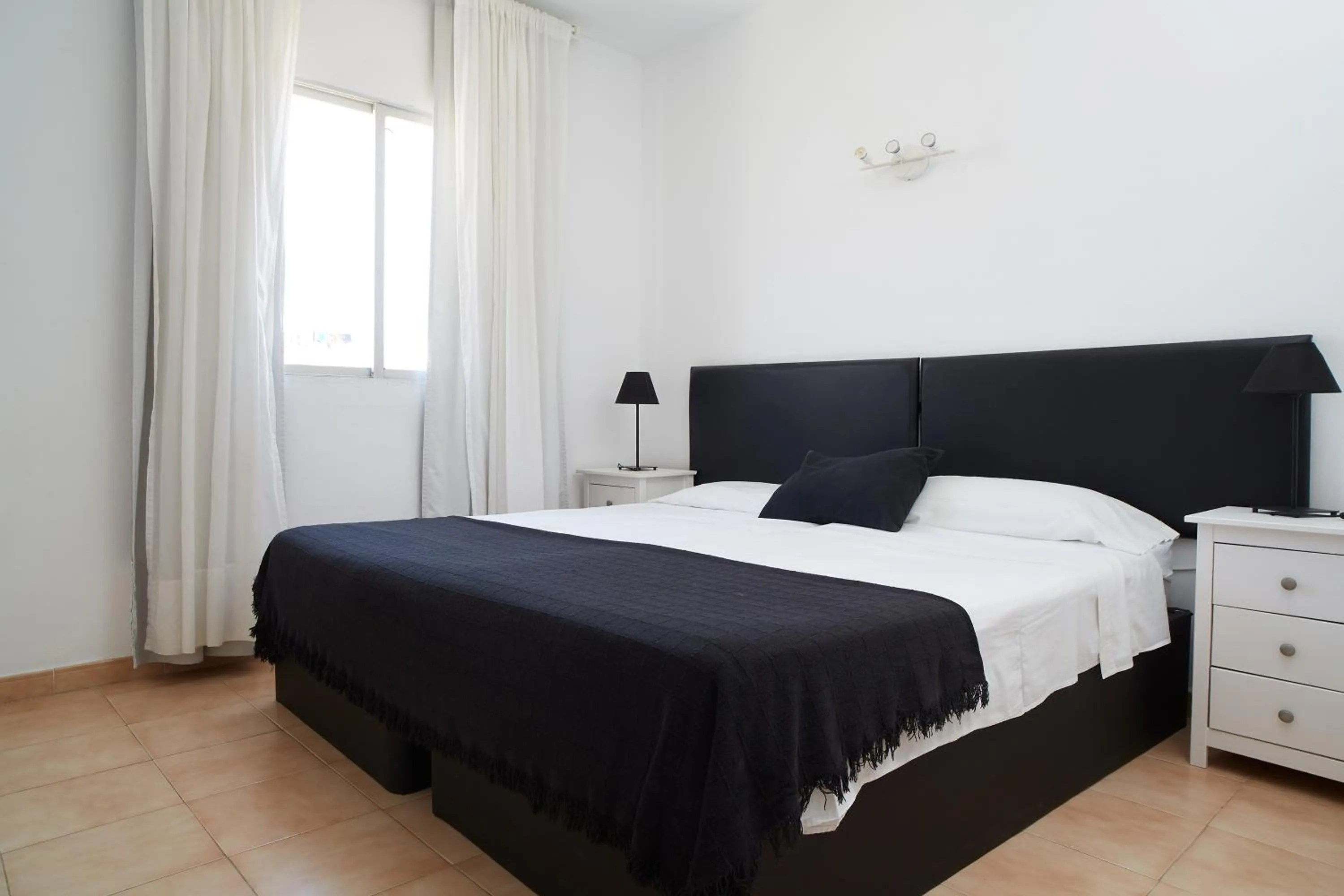 Bedroom, Bed in Apartamentos San Antonio Beach