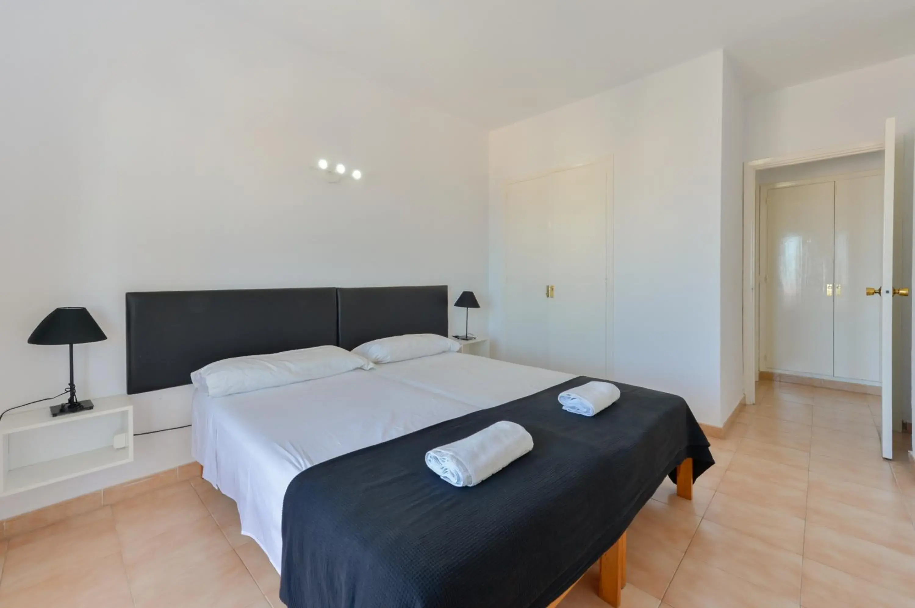 Apartment with Terrace and Sea View in Apartamentos San Antonio Beach Apartment with Terrace and Sea View in Apartamentos San Antonio Beach