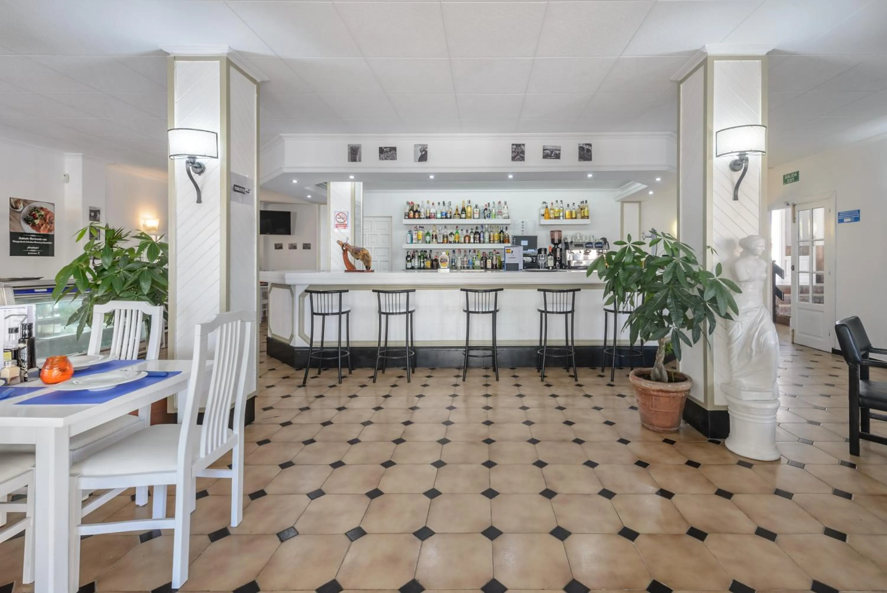 Lounge or bar in Apartamentos San Antonio Beach