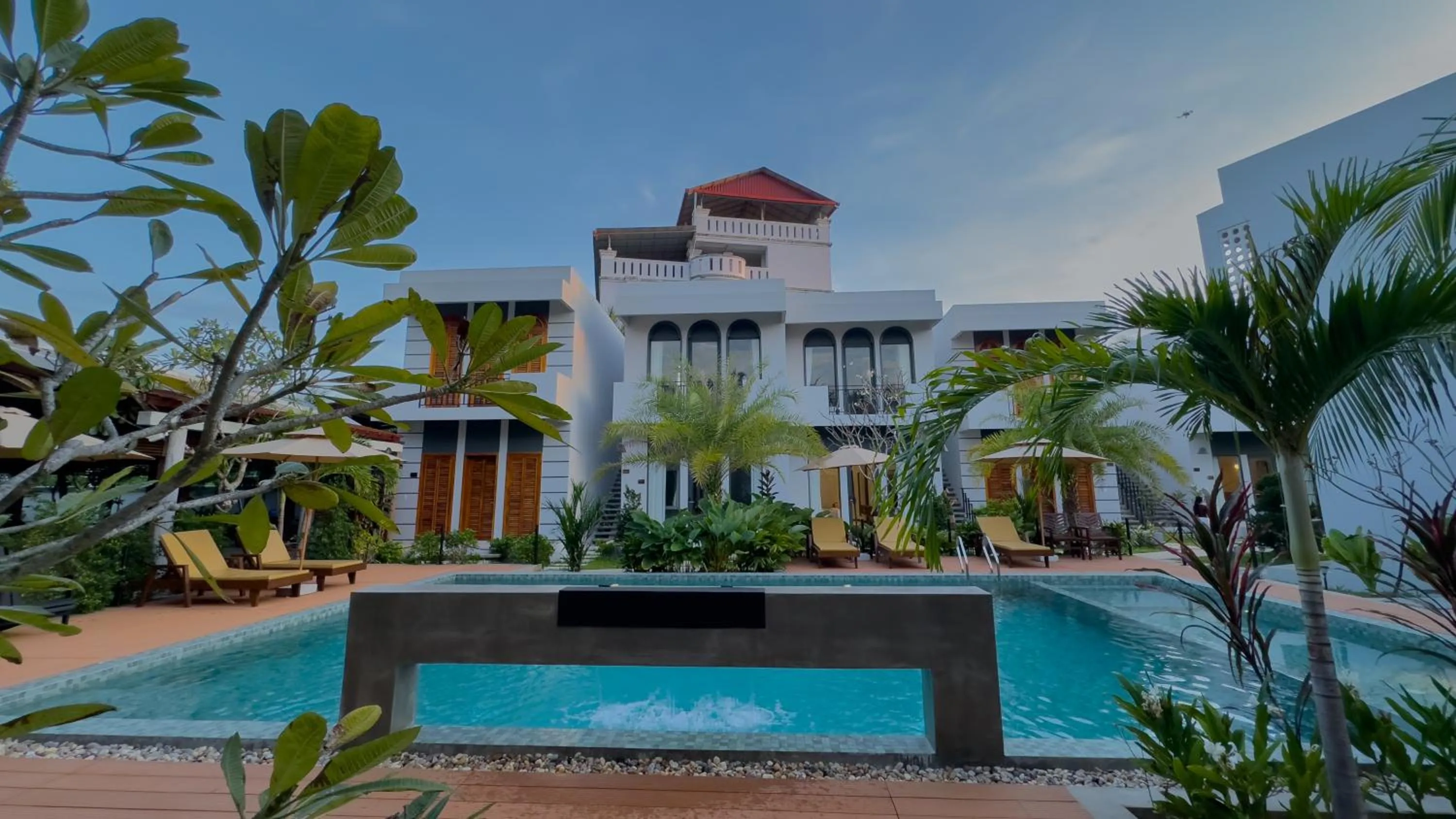 Property building in The R&B Boutique