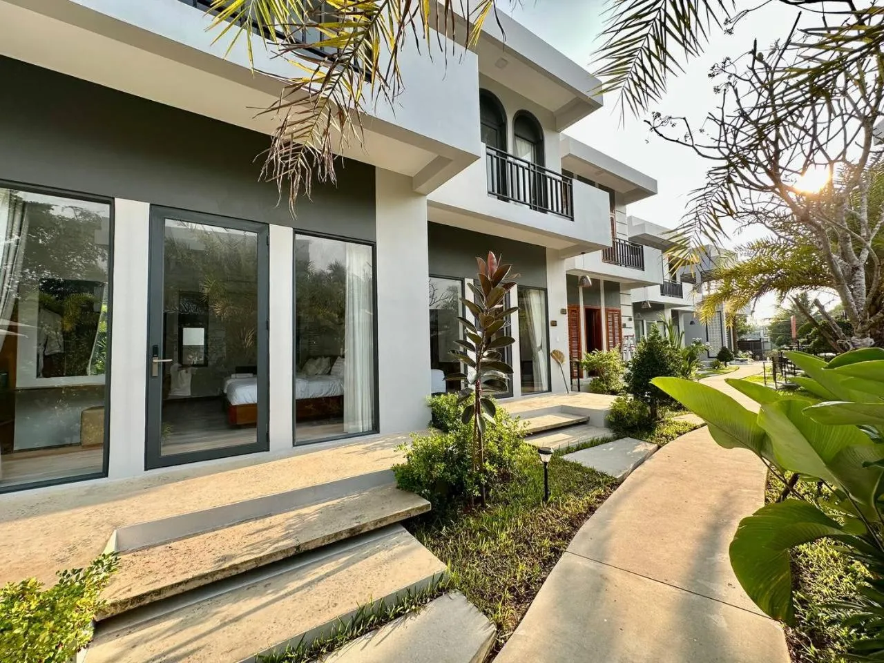 Property building in The R&B Boutique