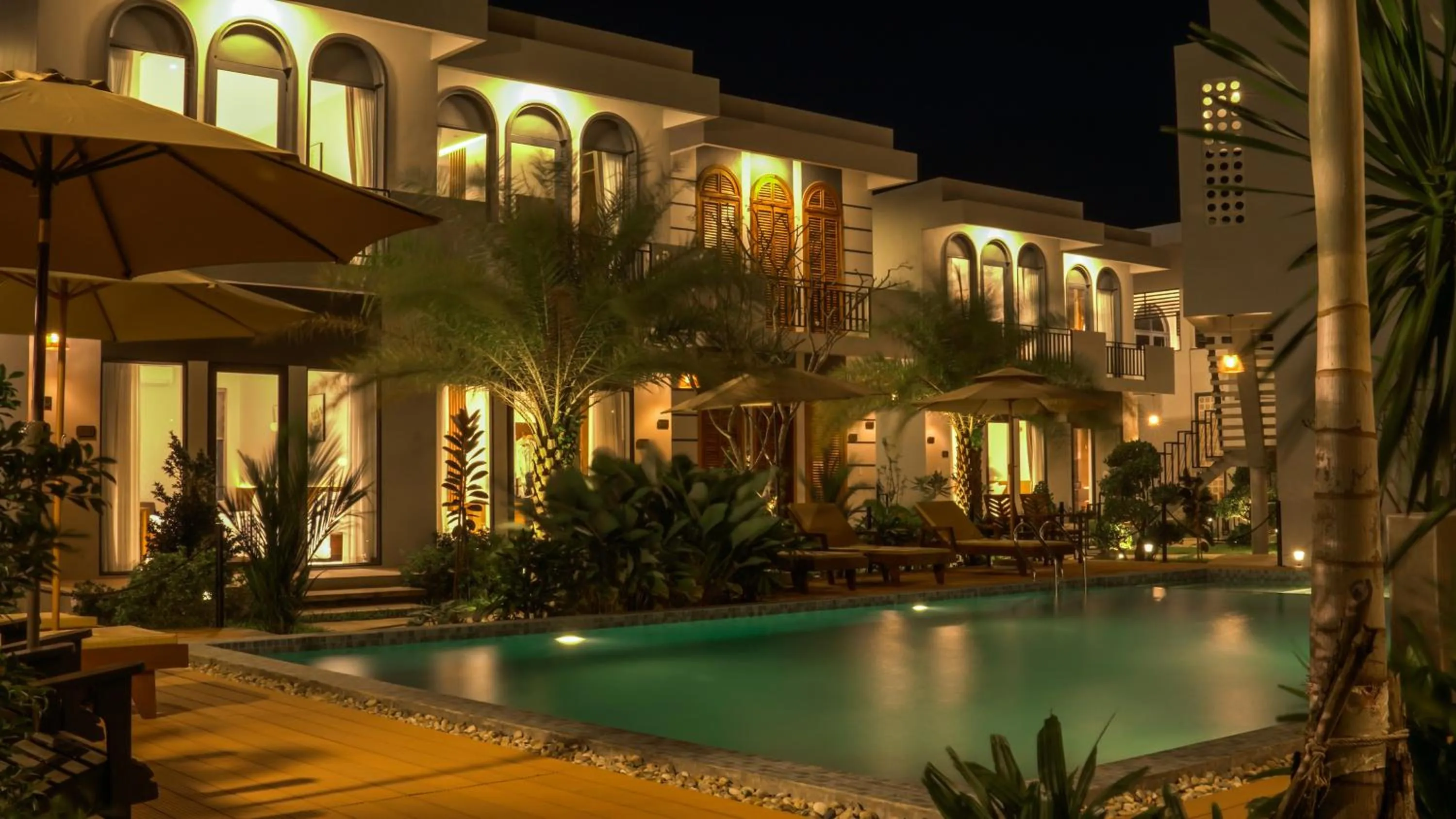 Property building in The R&B Boutique