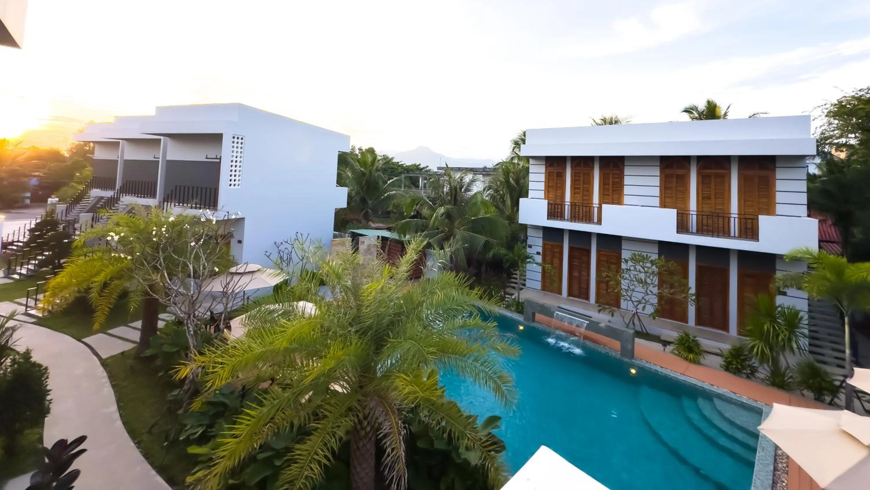 Property building in The R&B Boutique