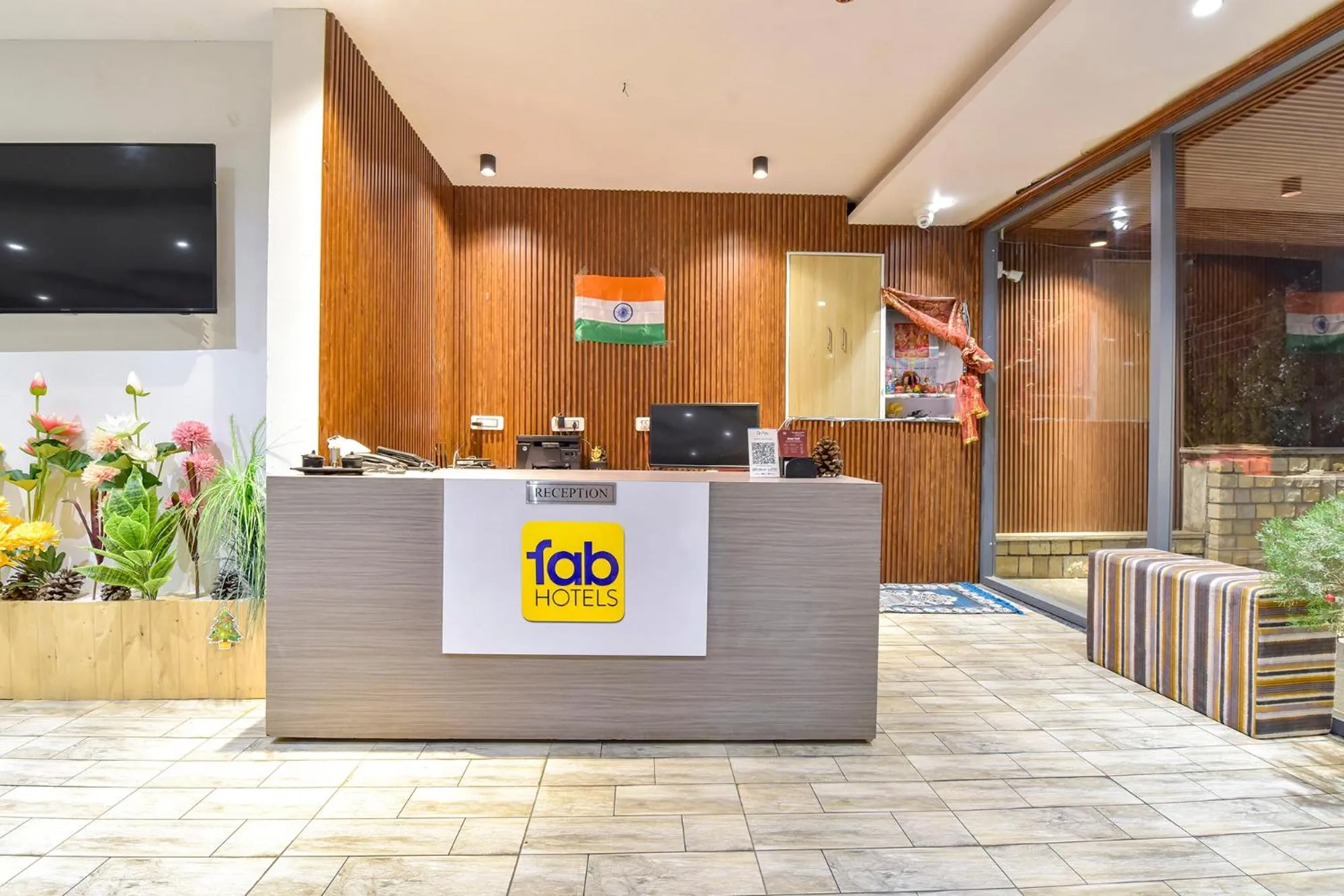 Lobby or reception in FabHotel Green Acres