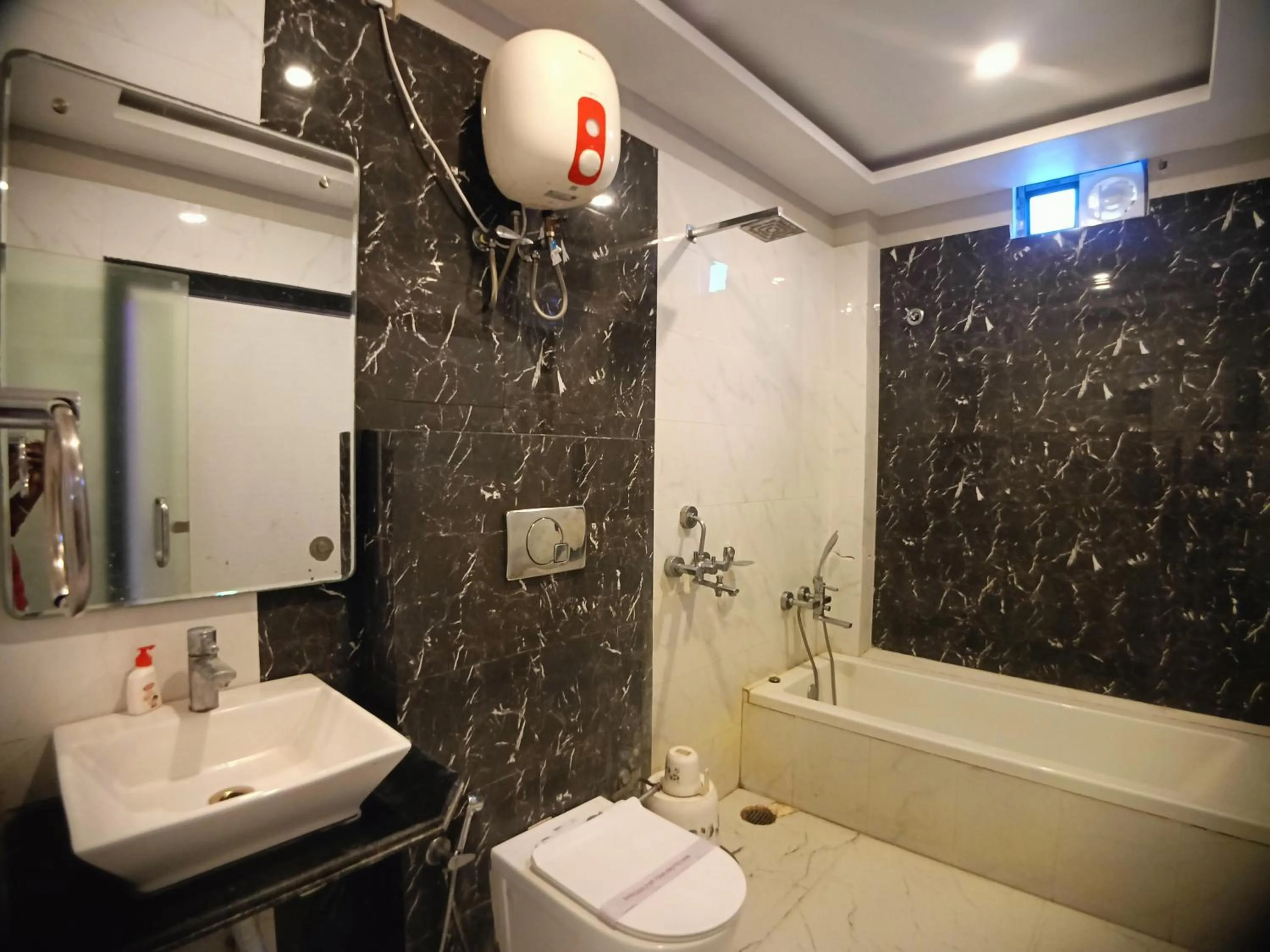 Shower in Samudra Bilas Resort, Mandarmoni