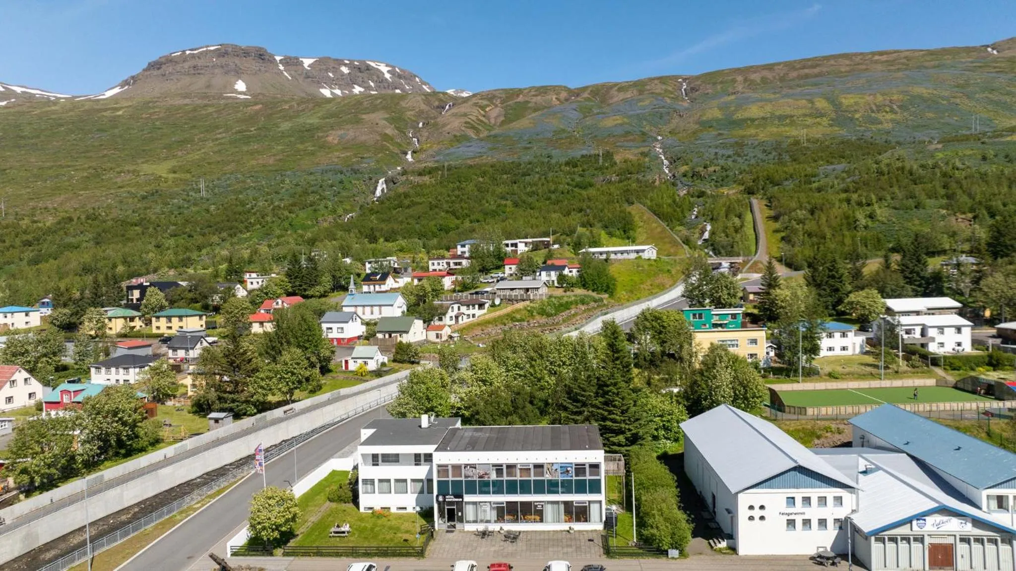 Facade/entrance in Hotel Eskifjörður