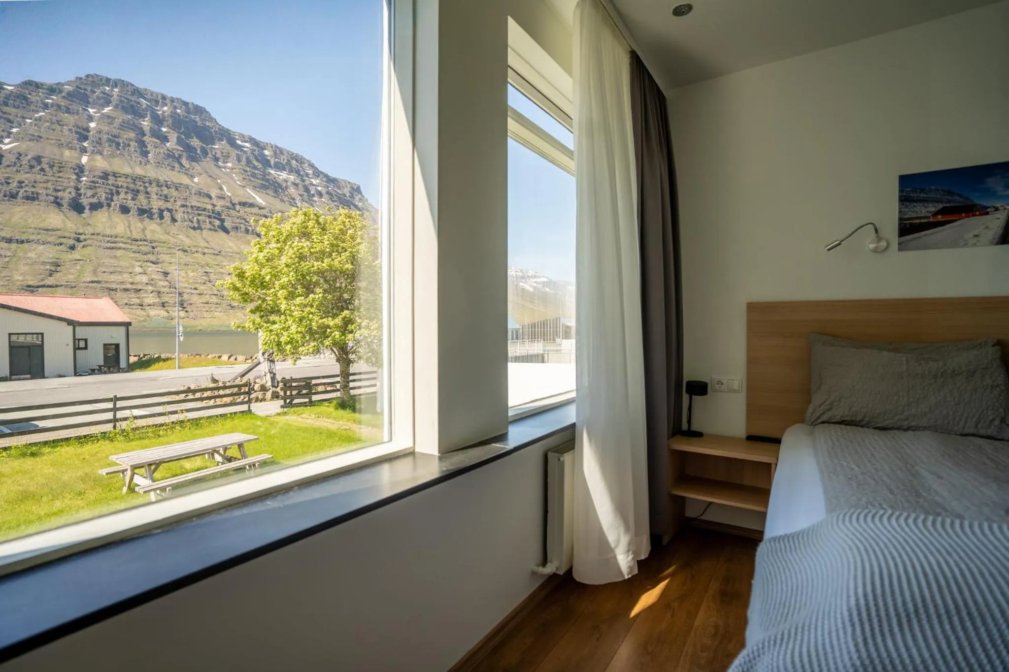 Property building, Bed in Hotel Eskifjörður