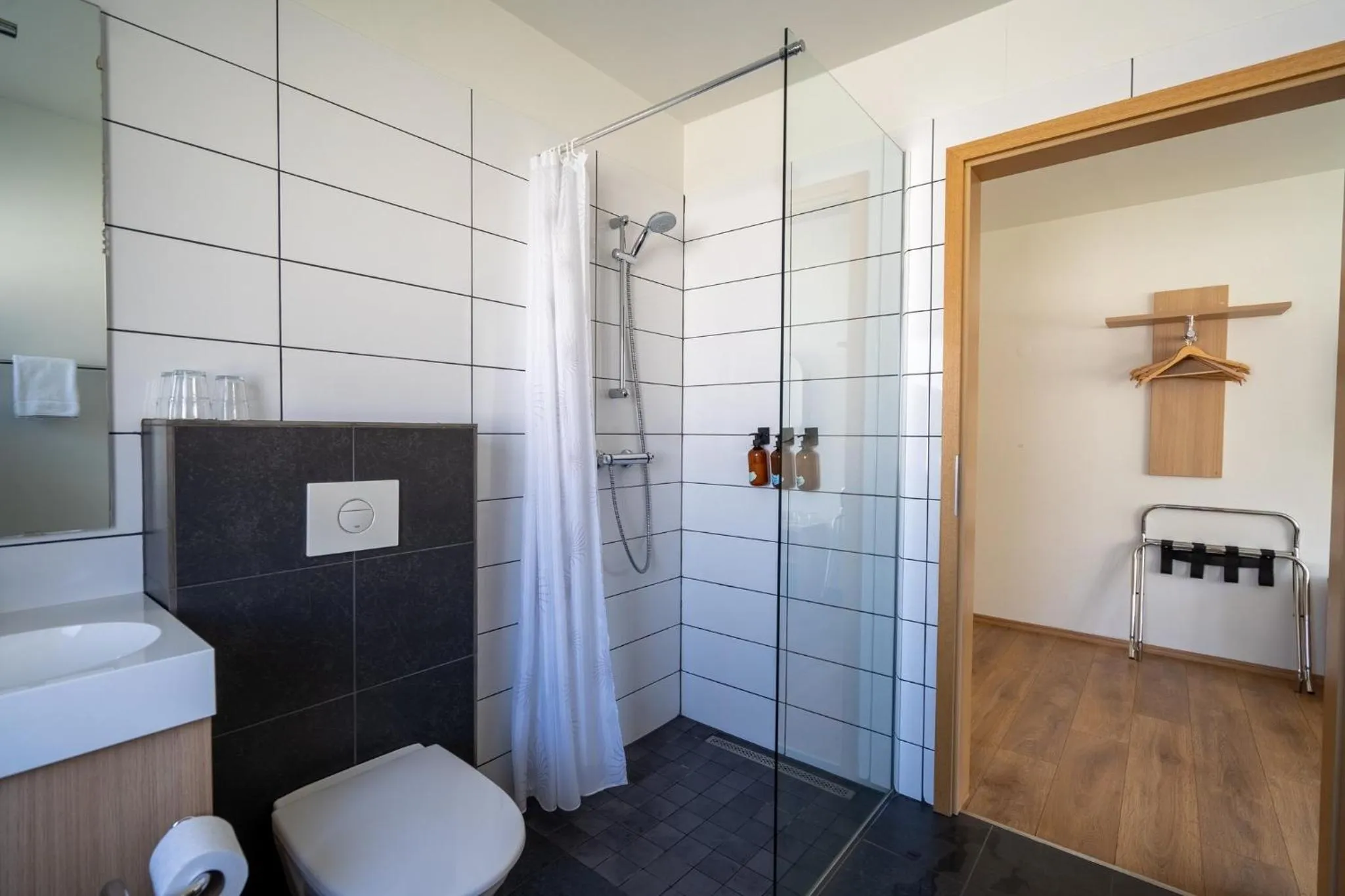 Bathroom in Hotel Eskifjörður