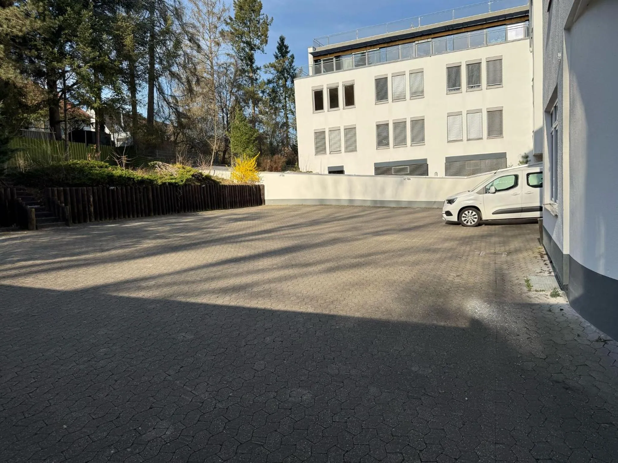 Property building in Hotel Erlenstegen