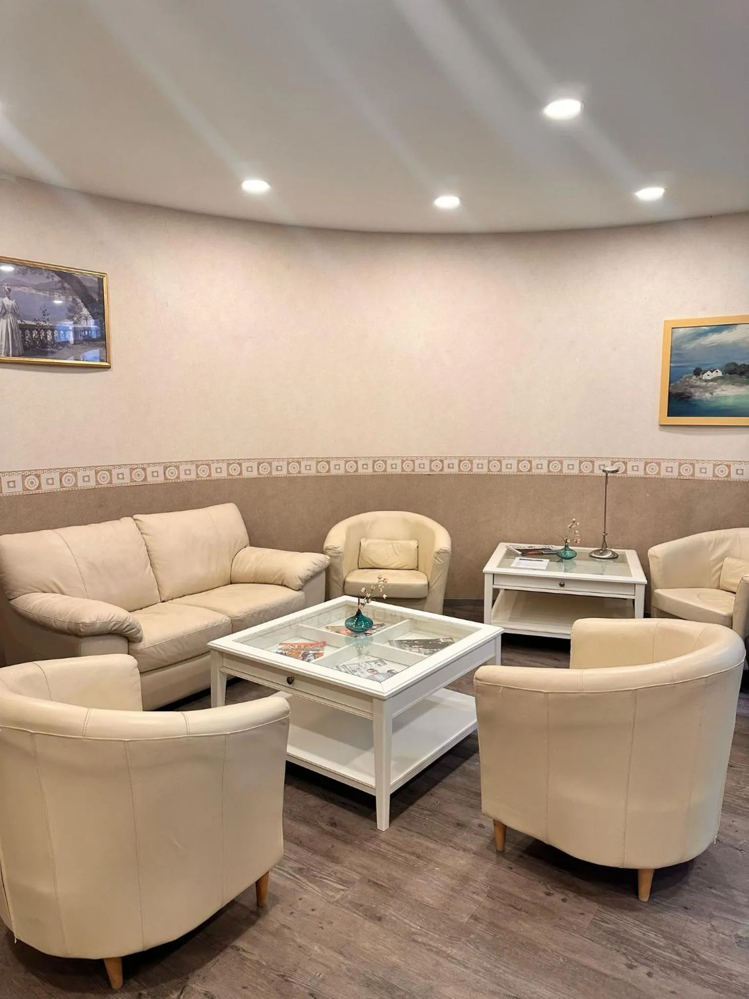 Property building in Hotel Erlenstegen