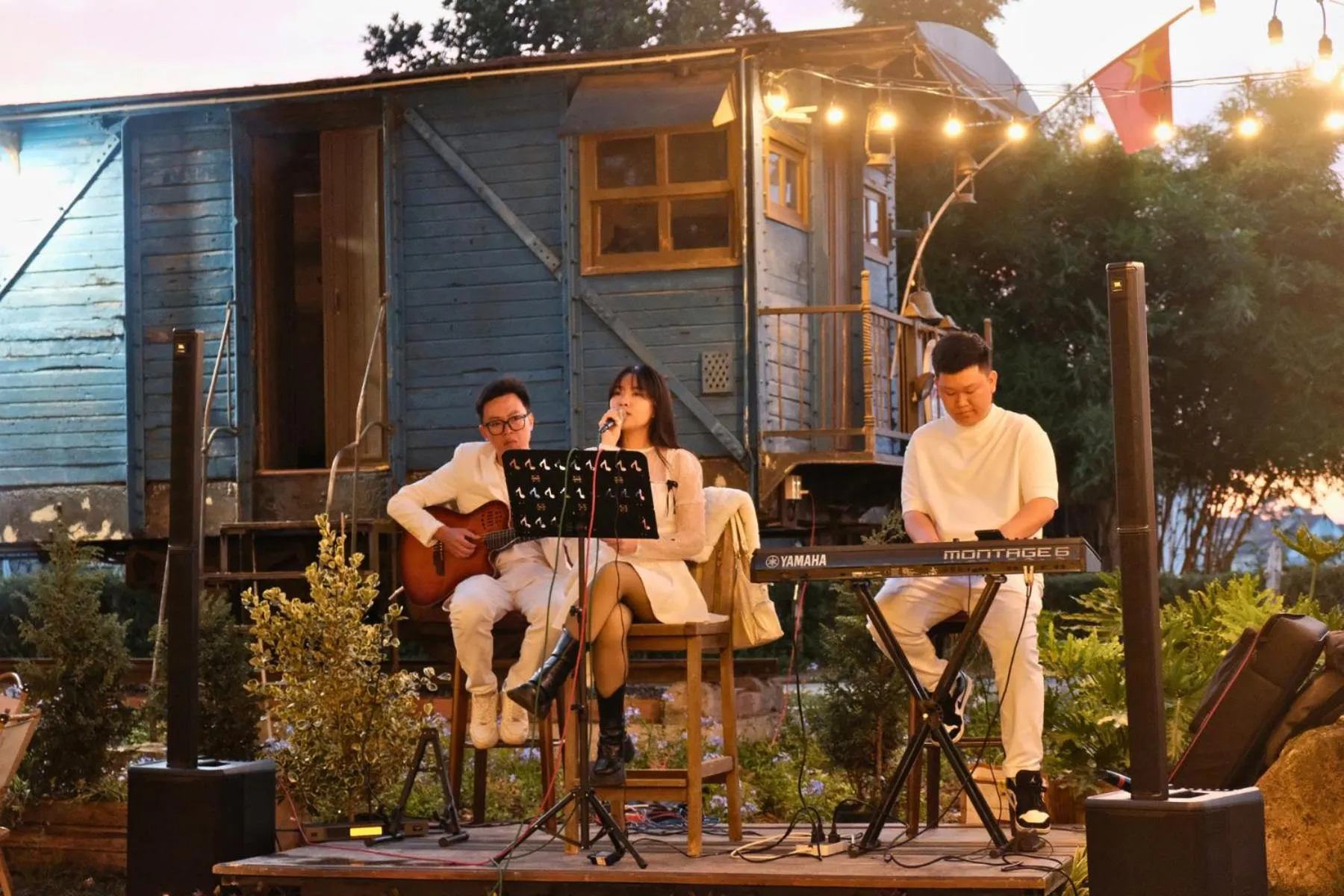 Evening entertainment in Dalat Train Village