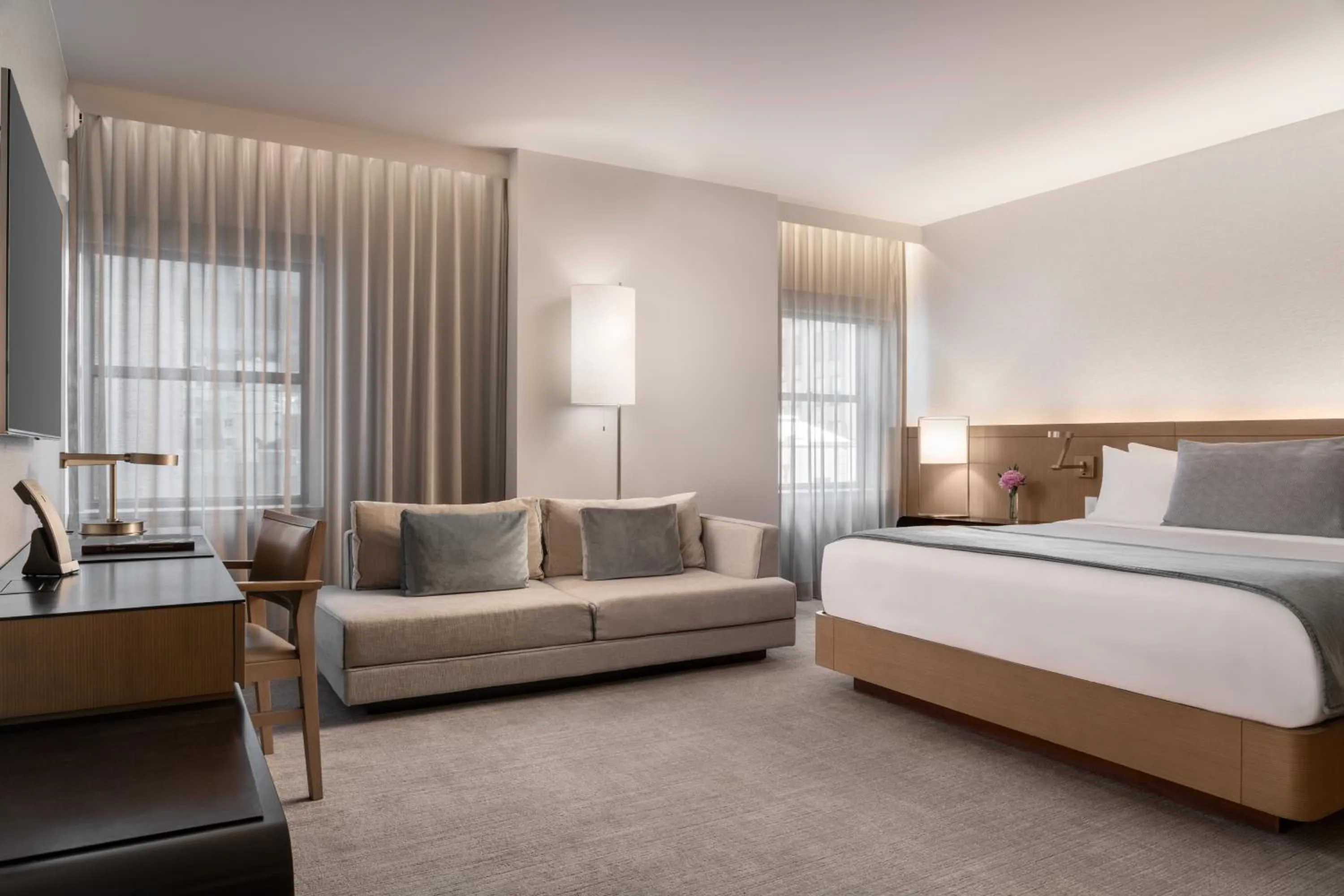 Bedroom, Bed in The Knickerbocker