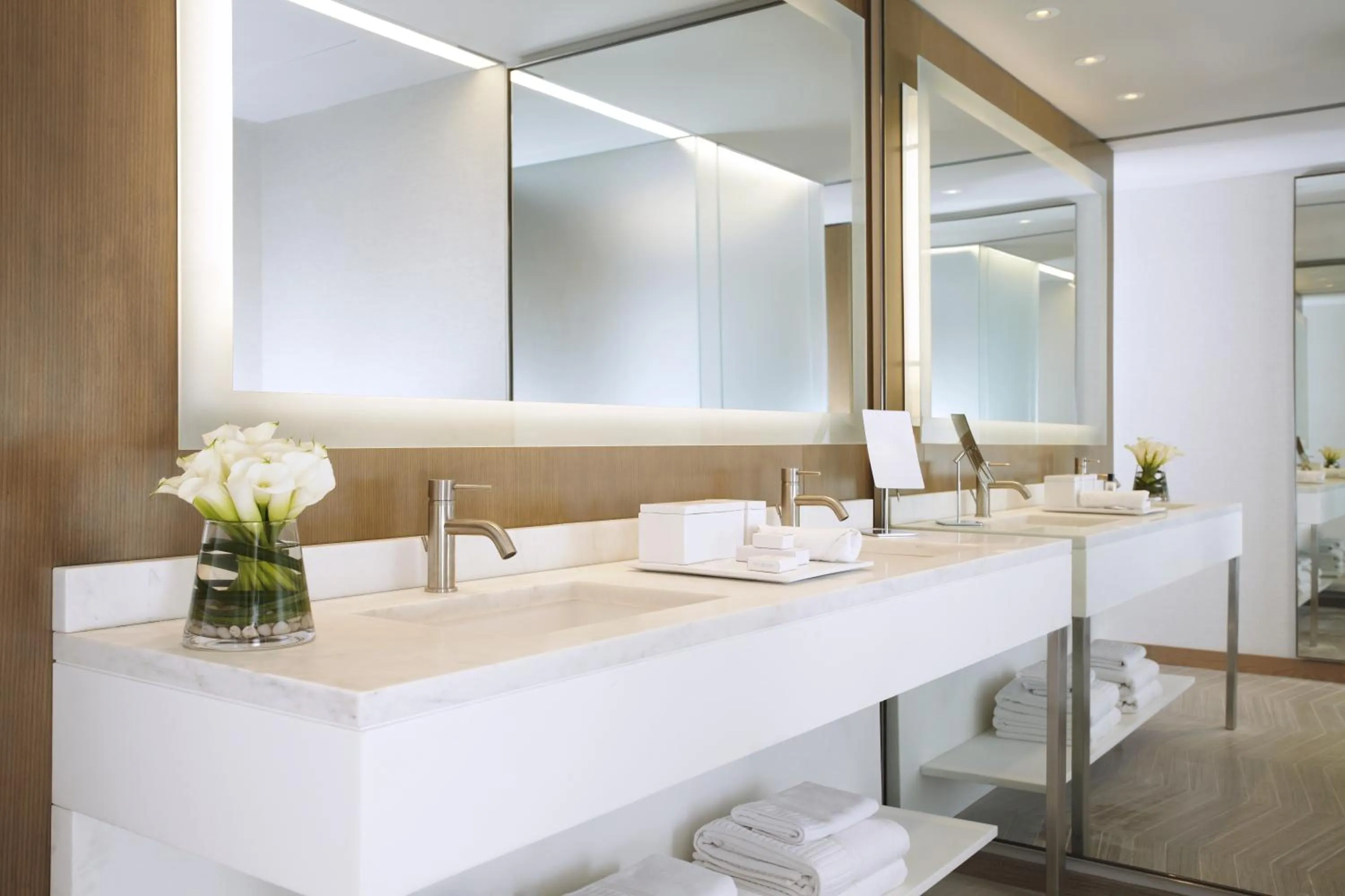 Bathroom in The Knickerbocker