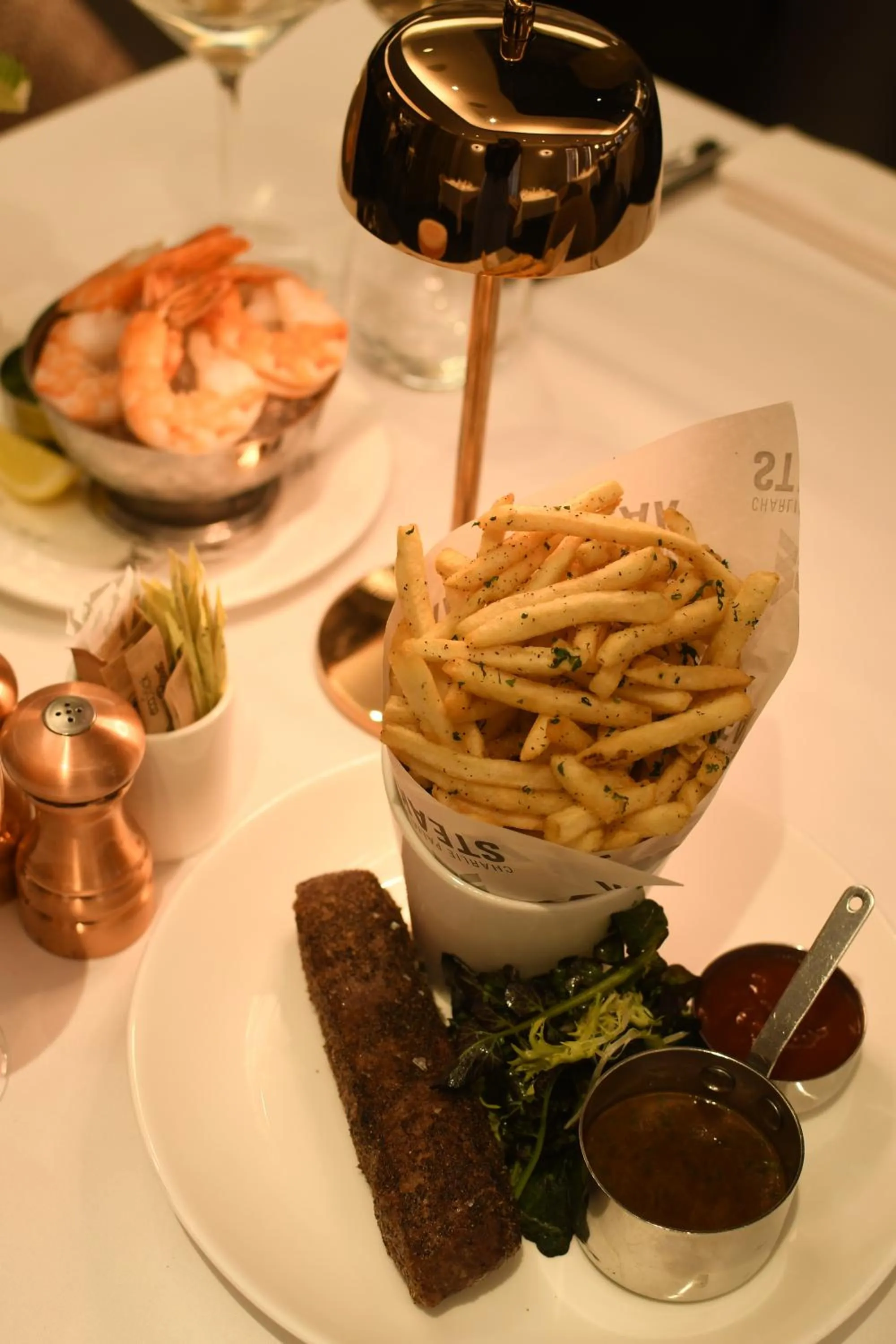 Restaurant/places to eat in The Knickerbocker