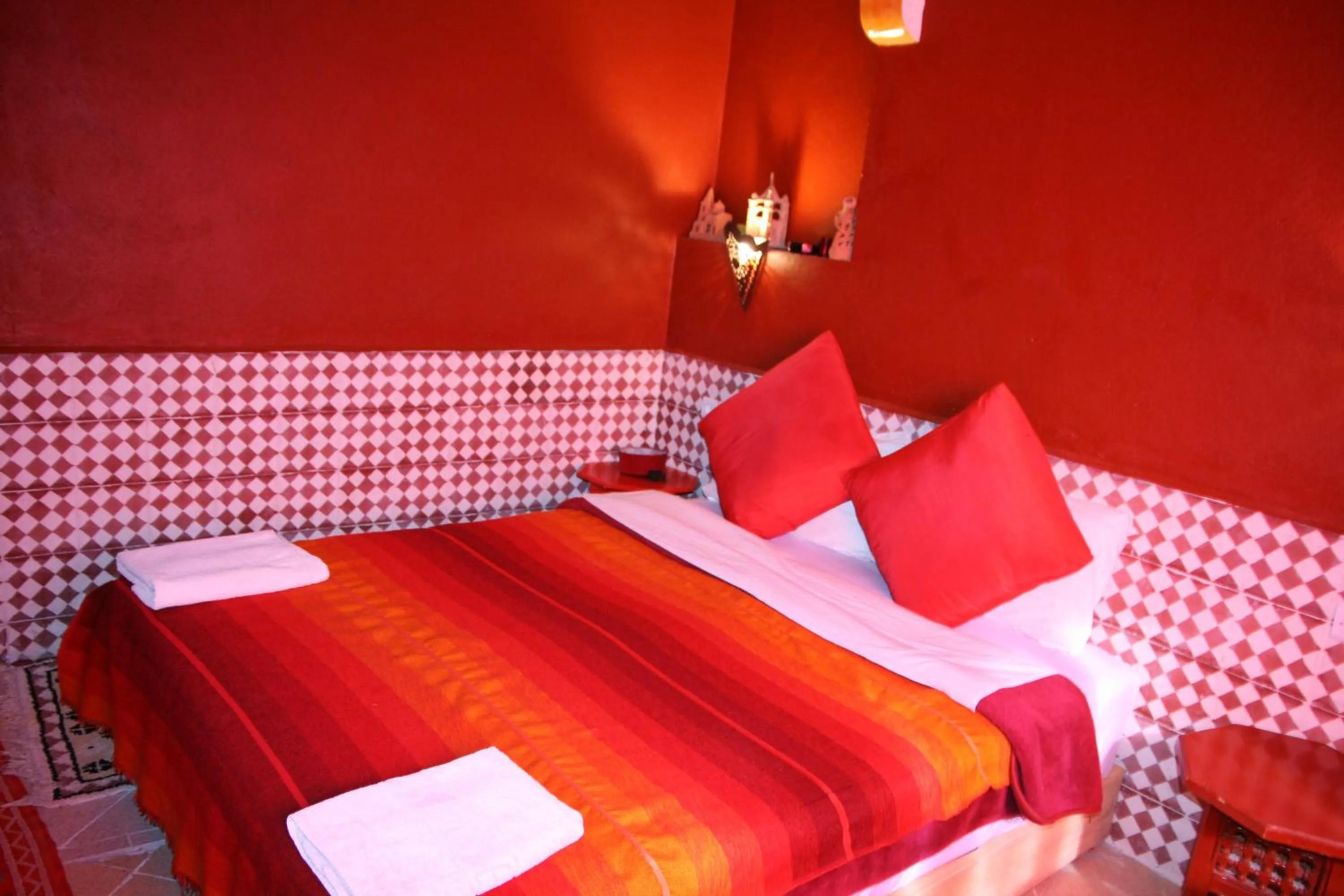 Winter, Bed in Dar Ayour Todra Gorges