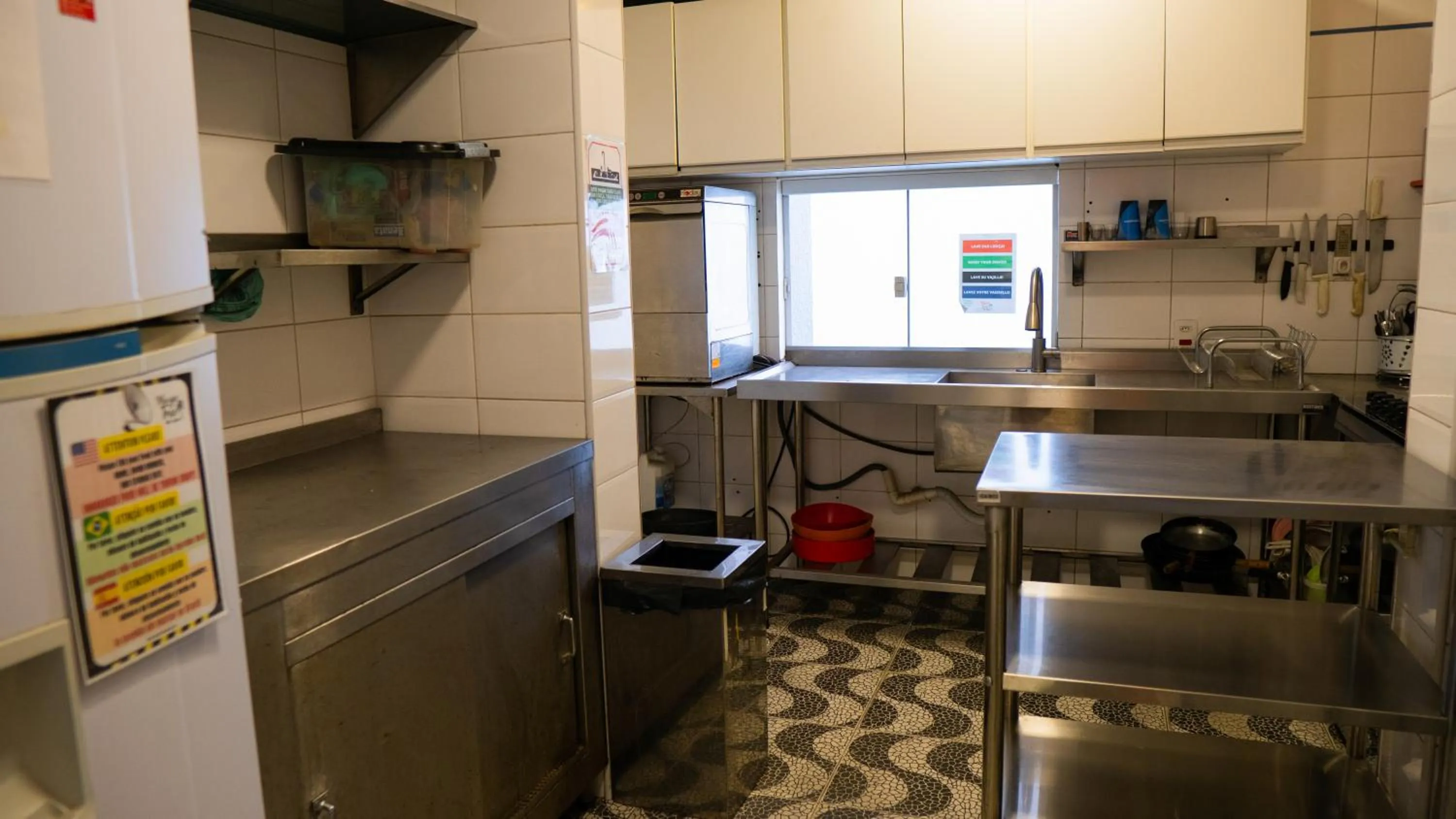 Kitchen or kitchenette in Mango Tree Ipanema