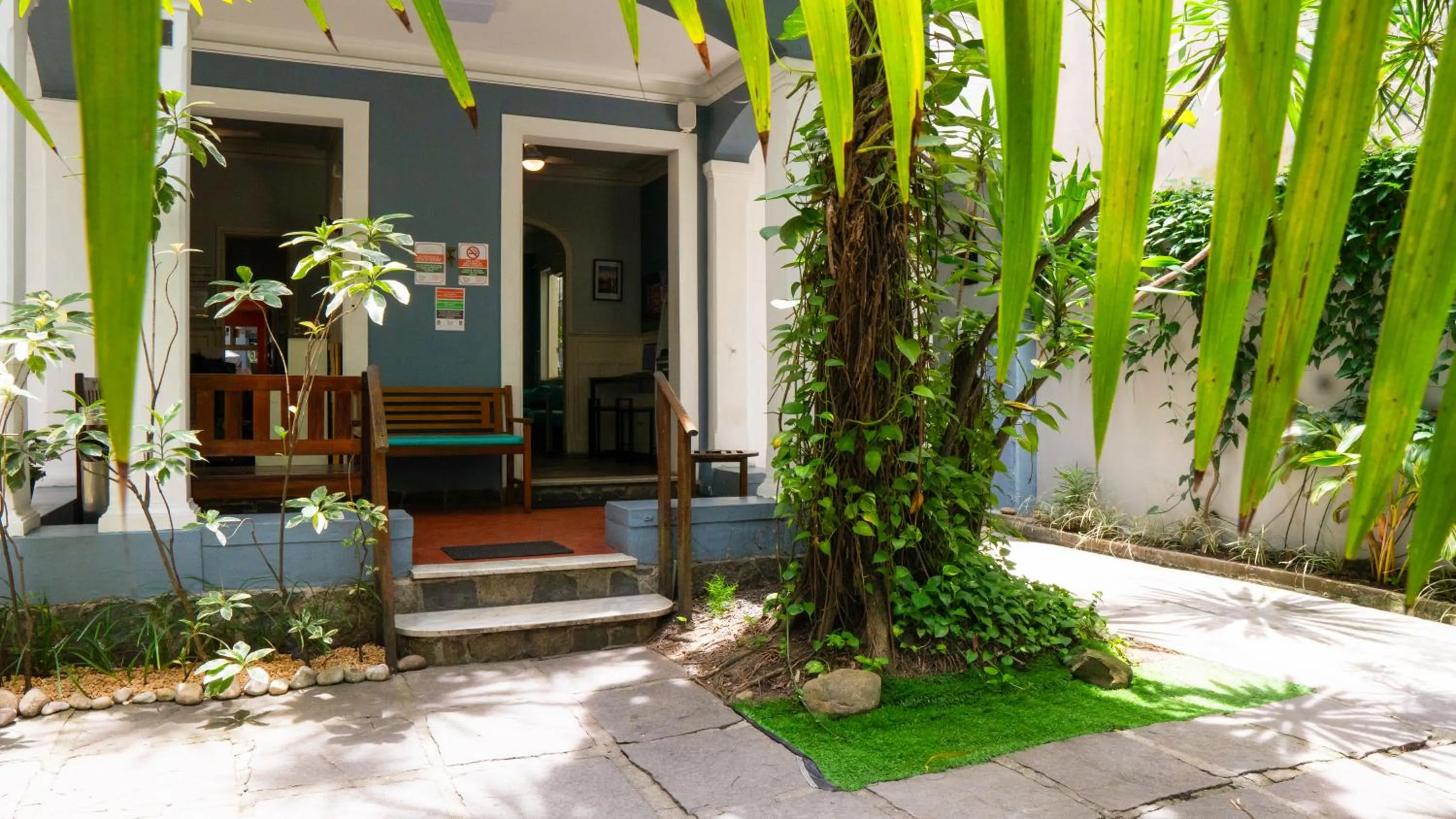 Facade/entrance in Mango Tree Ipanema