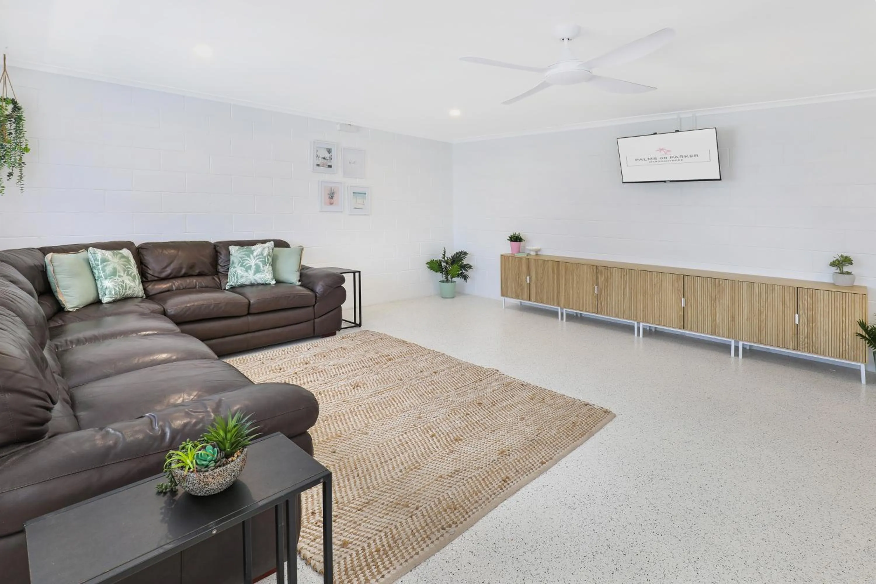 Game Room in Palms on Parker Backpackers