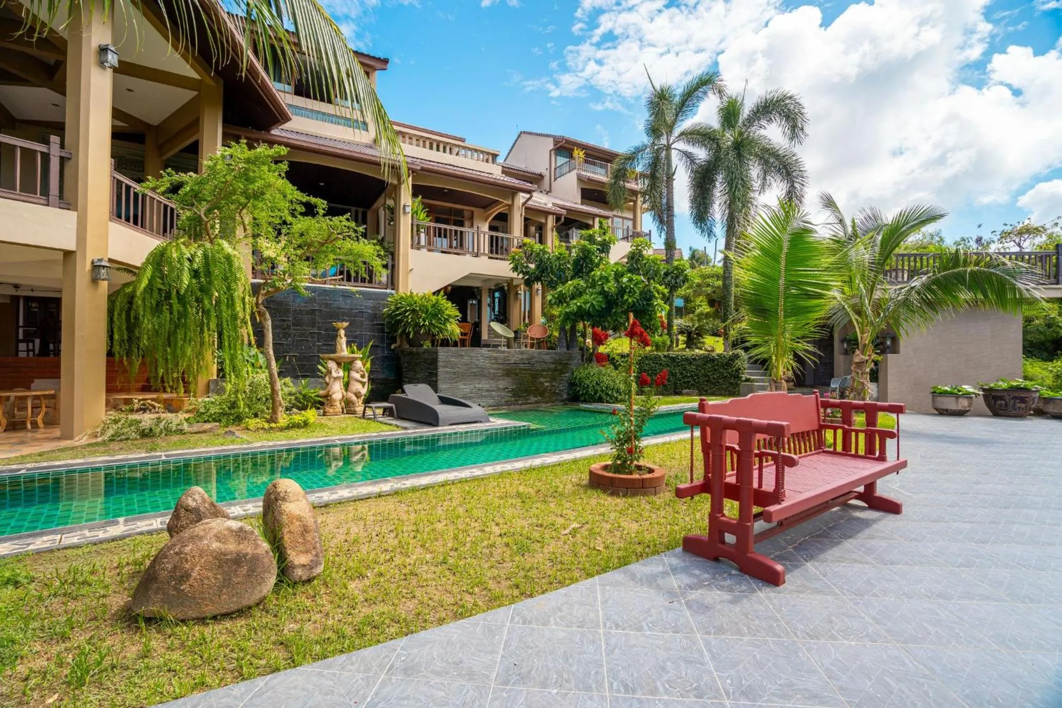 Property building in Ocean Pearl Seaview Residence