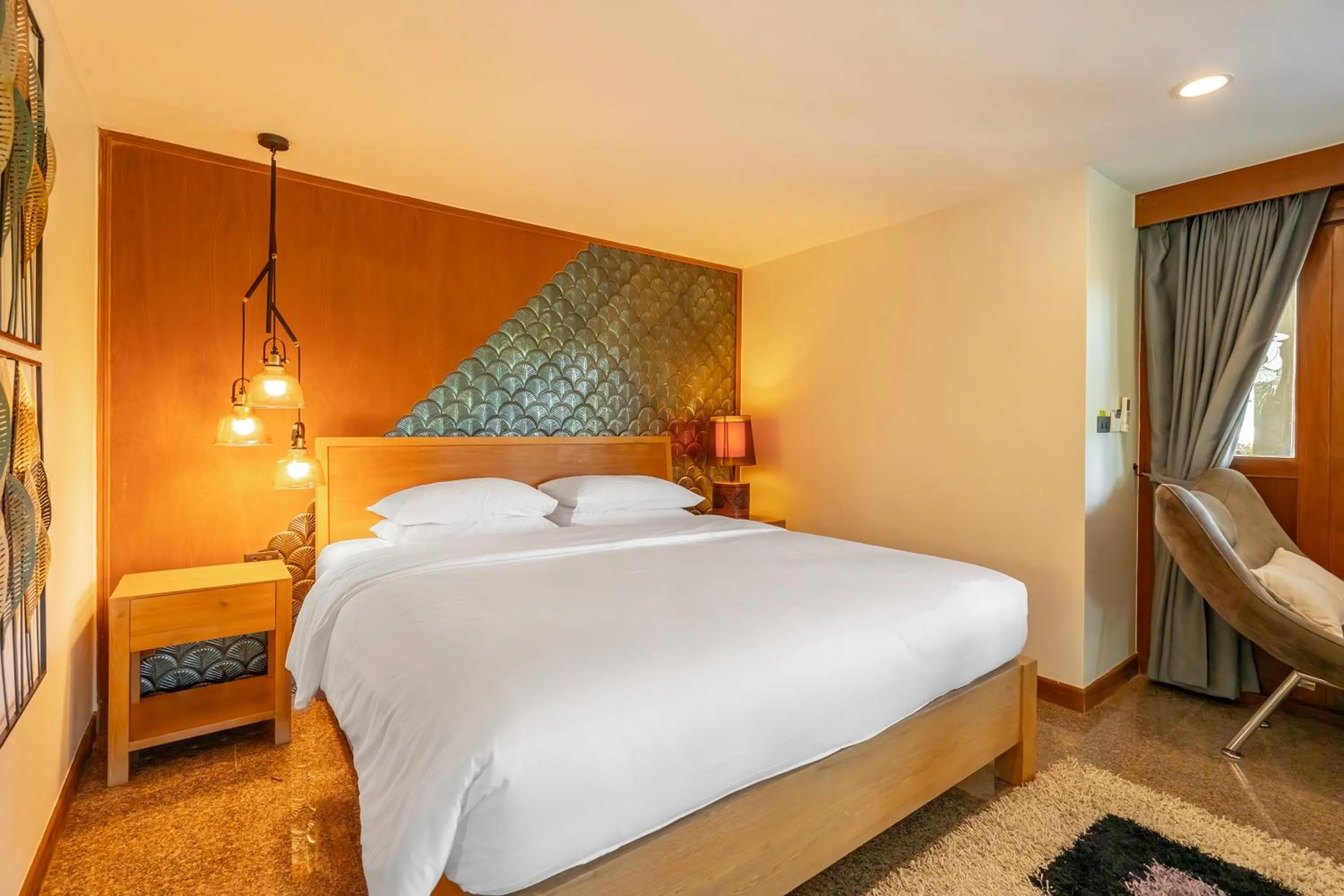 Bed in Ocean Pearl Seaview Residence