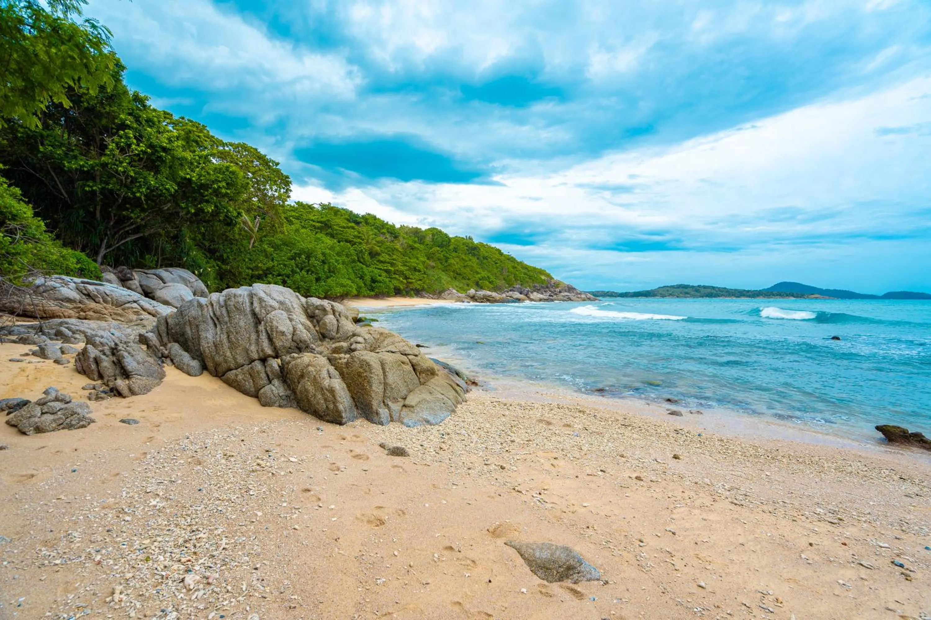 Beach in Ocean Pearl Seaview Residence